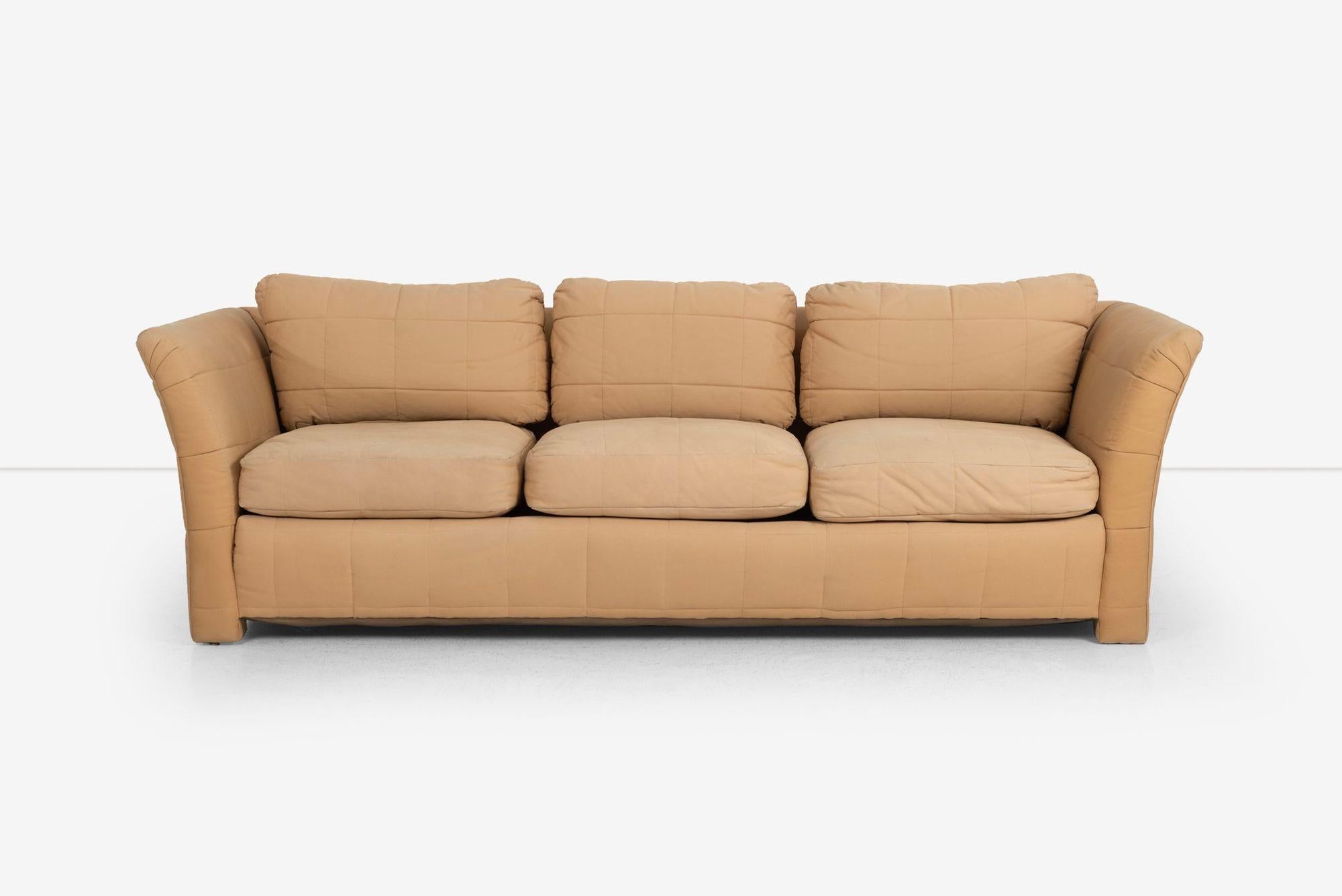 John Mascheroni for Swaim Furniture Quilted Tan Three Seat Sofa 1970's (Moderne) im Angebot