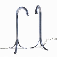 Lampadaires en tube d'aluminium du milieu du siècle de John Mascheroni - Paire