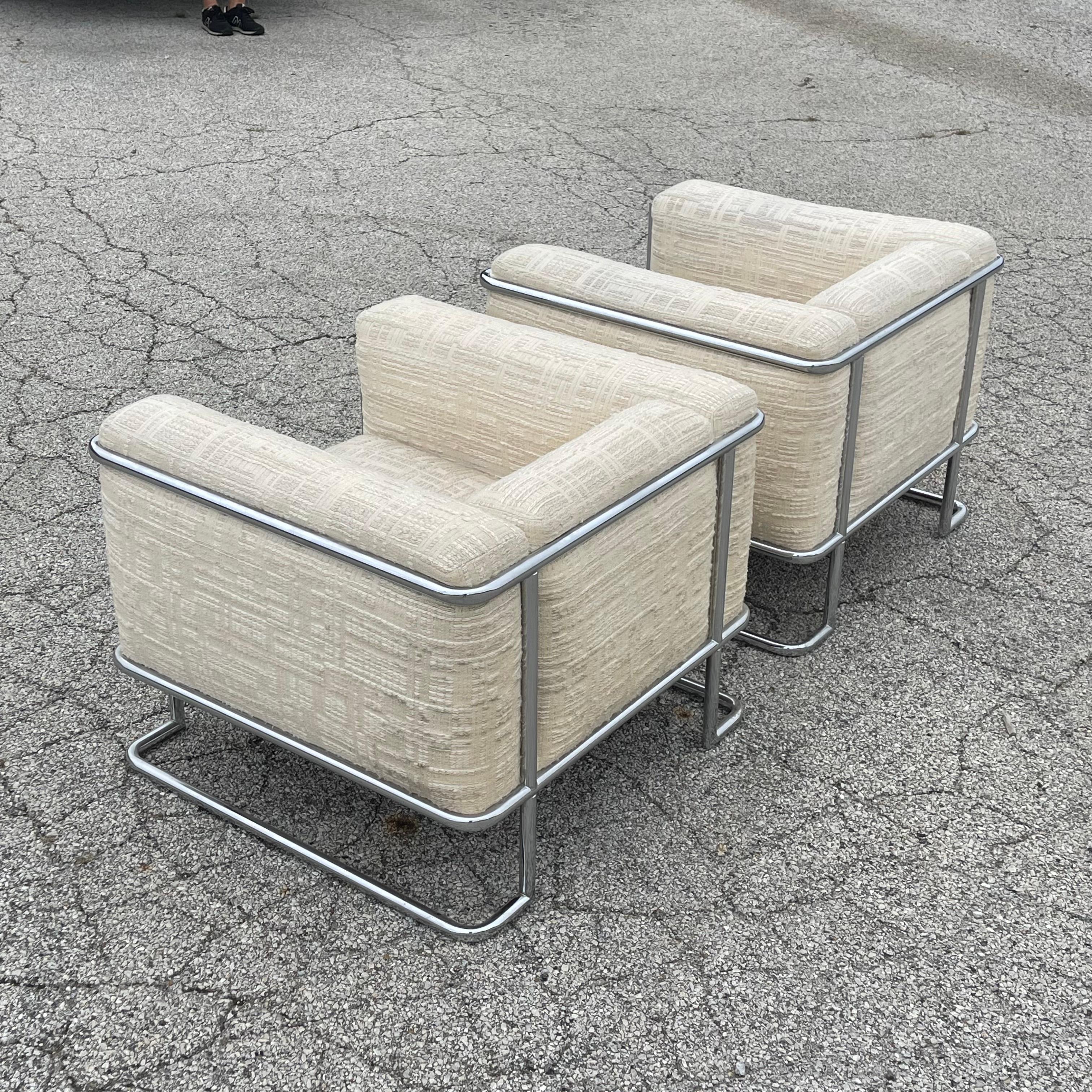 John Mascheroni Pair of Lounge Chairs by Swaim Originals In Good Condition For Sale In Highland, IN