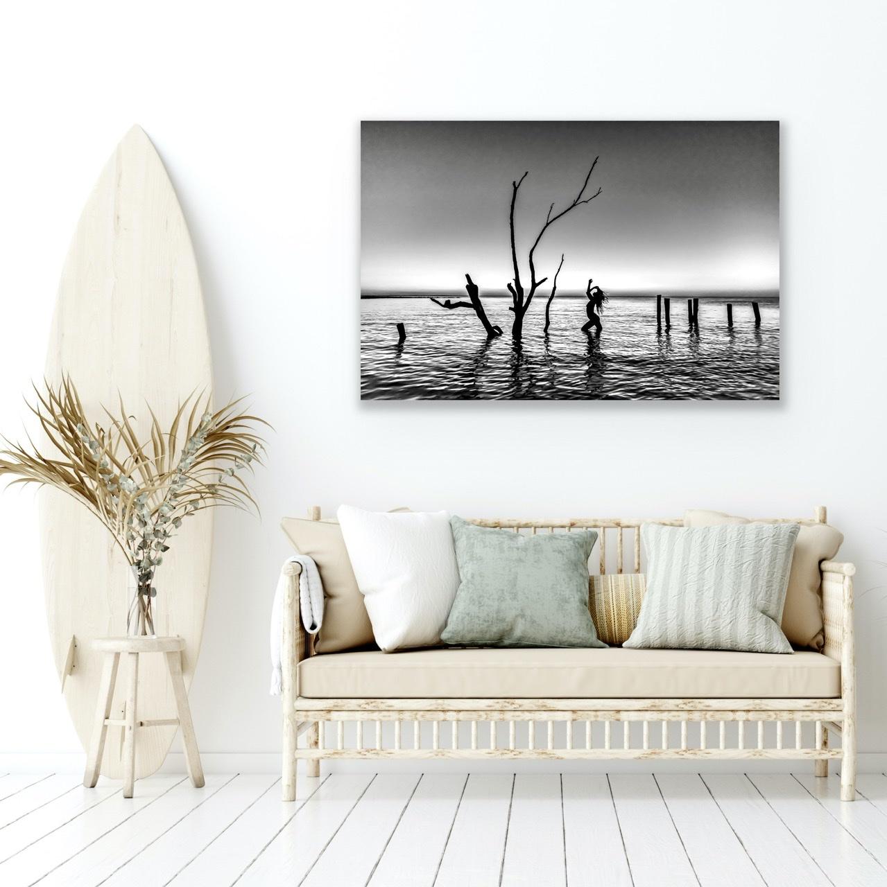„Edge of the World“ – Schwarz-Weiß-Foto, sinnliche Silhouette, Holbox, Mexiko im Angebot 3