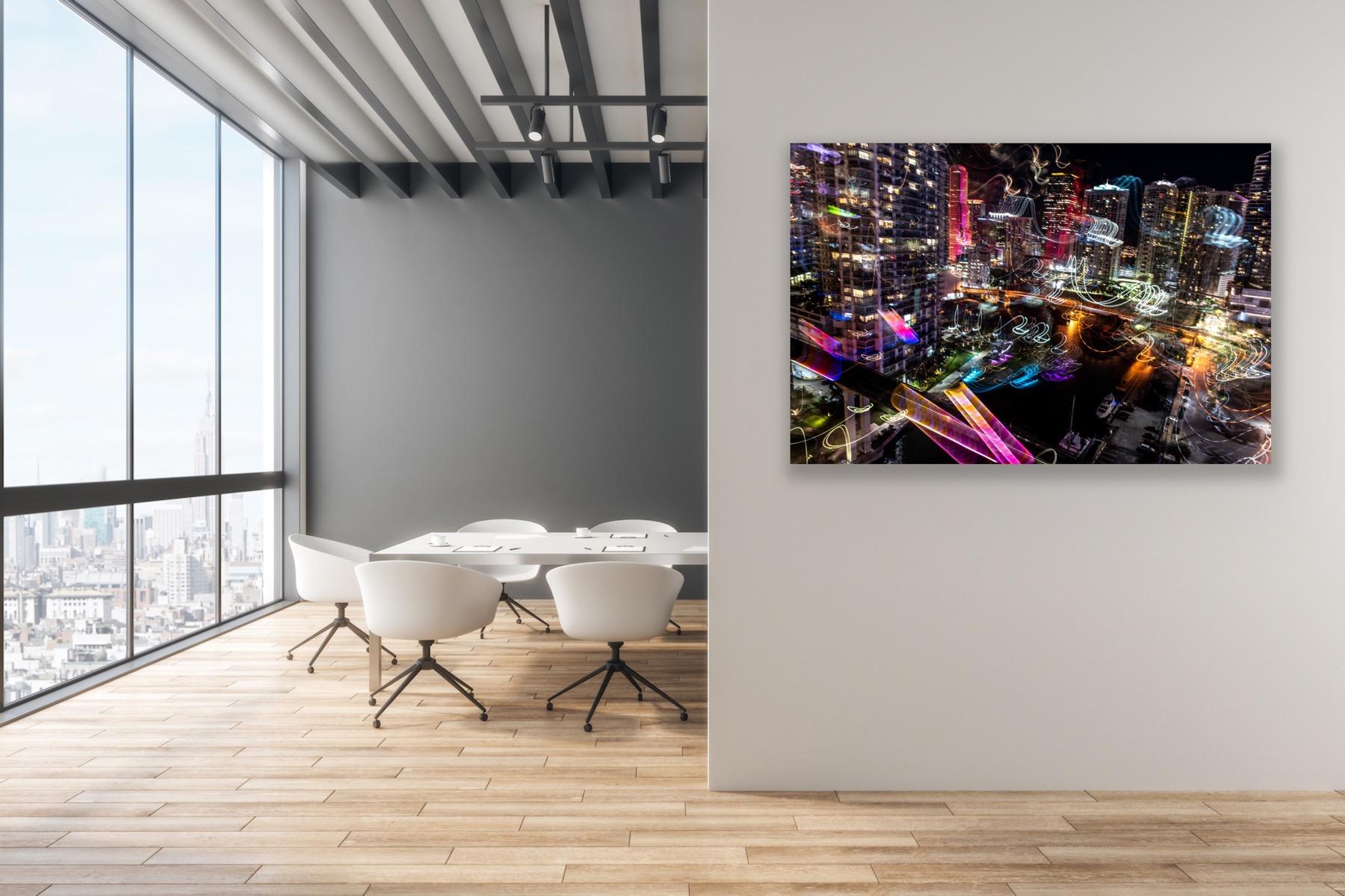 « Miami Nights » - Photo surréaliste de Brickell, Miami, Floride en vente 1