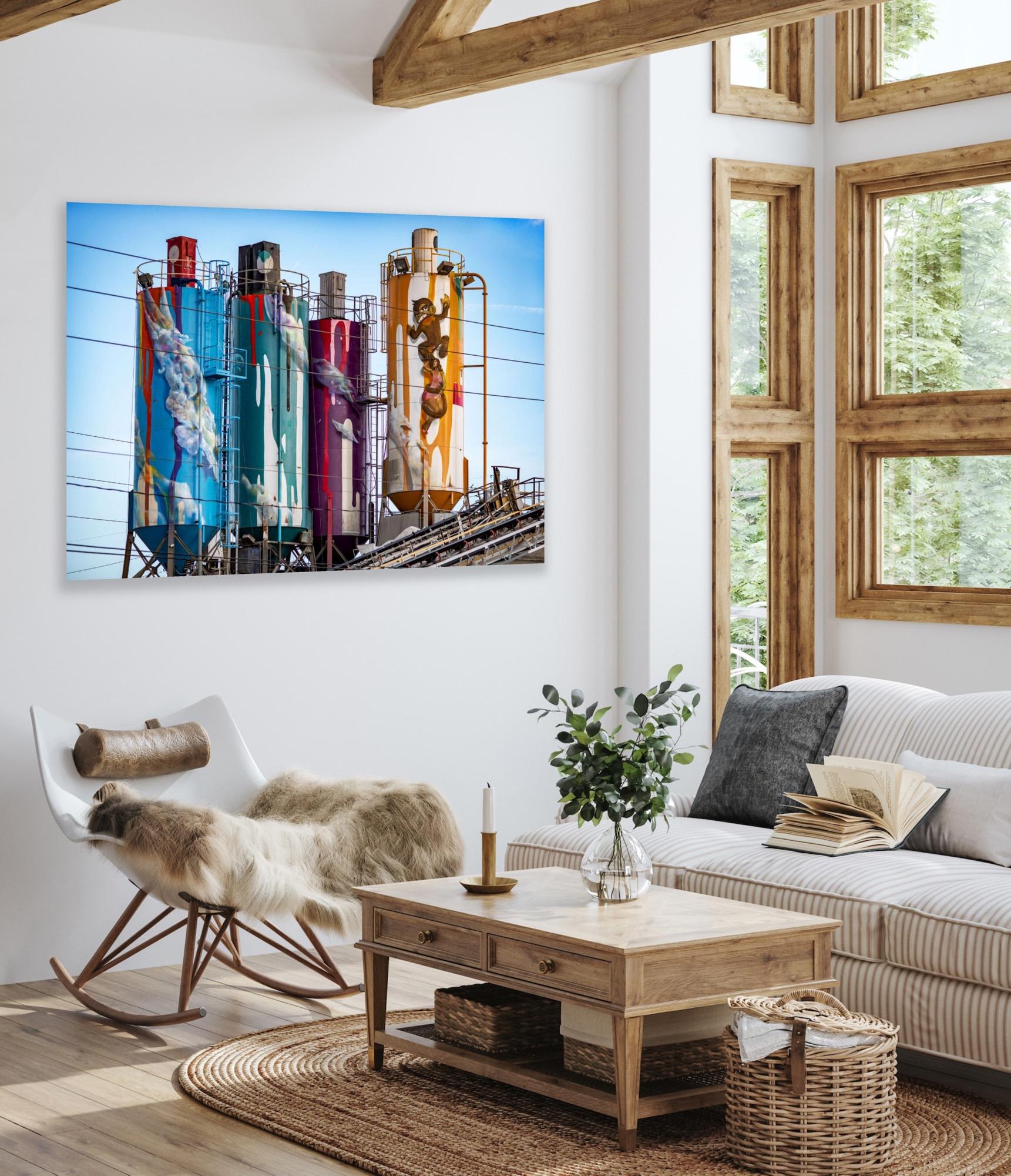 Arc-en-ciel urbain - Photograph de John Mazlish