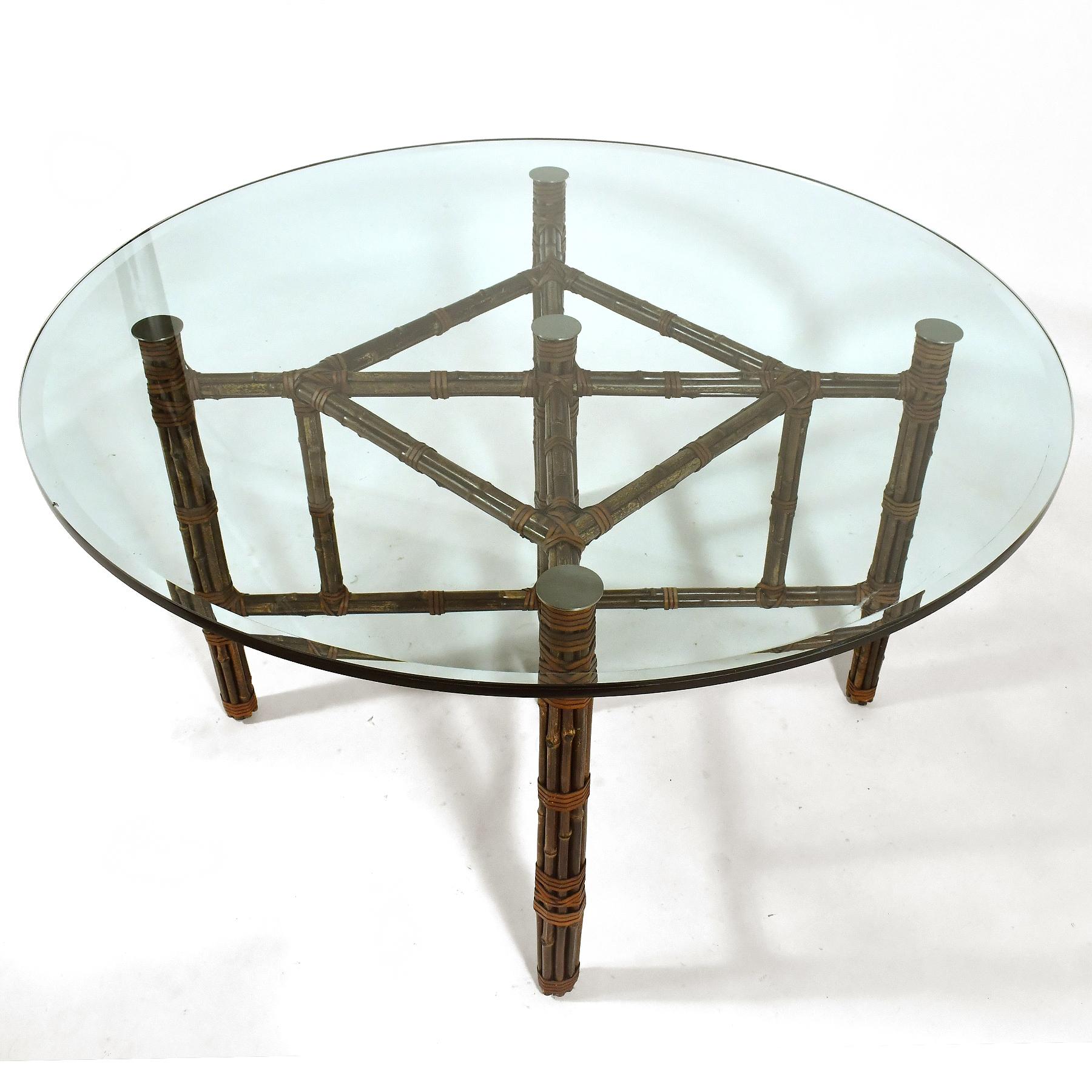 Table de salle à manger en bambou BA-13 John McGuire Bon état - En vente à Highland, IN
