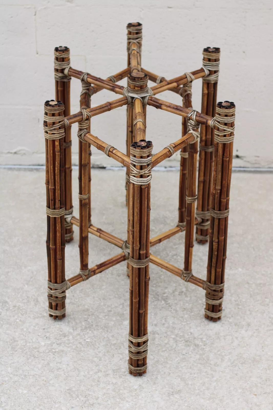 John McGuire Base de mesa de comedor moderna de bambú orgánico para tapa ovalada de cristal en Bueno estado para la venta en Vero Beach, FL