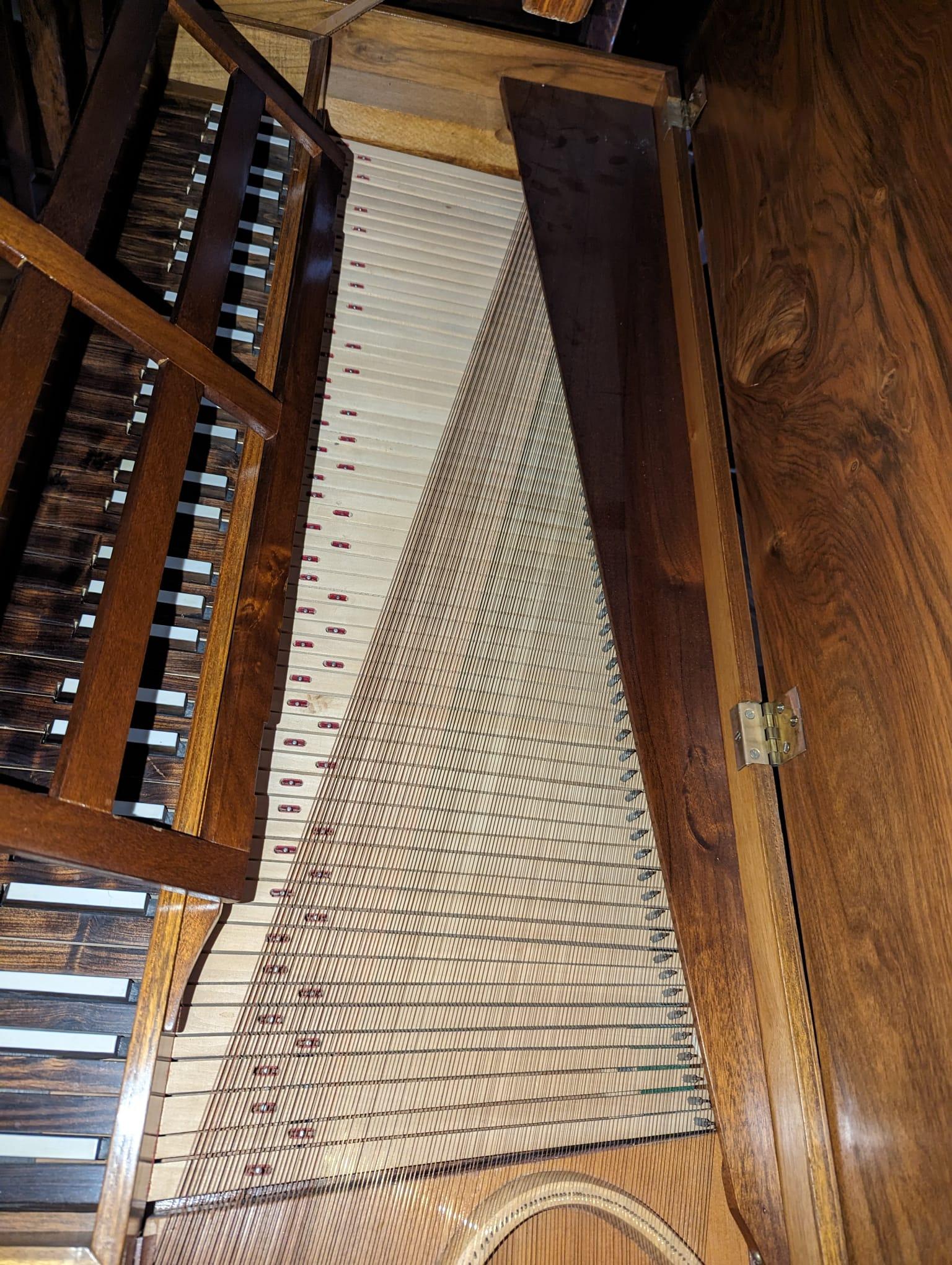 John Morley London. A 1960's clavichord signed John Morley Londini Fecit. 5
