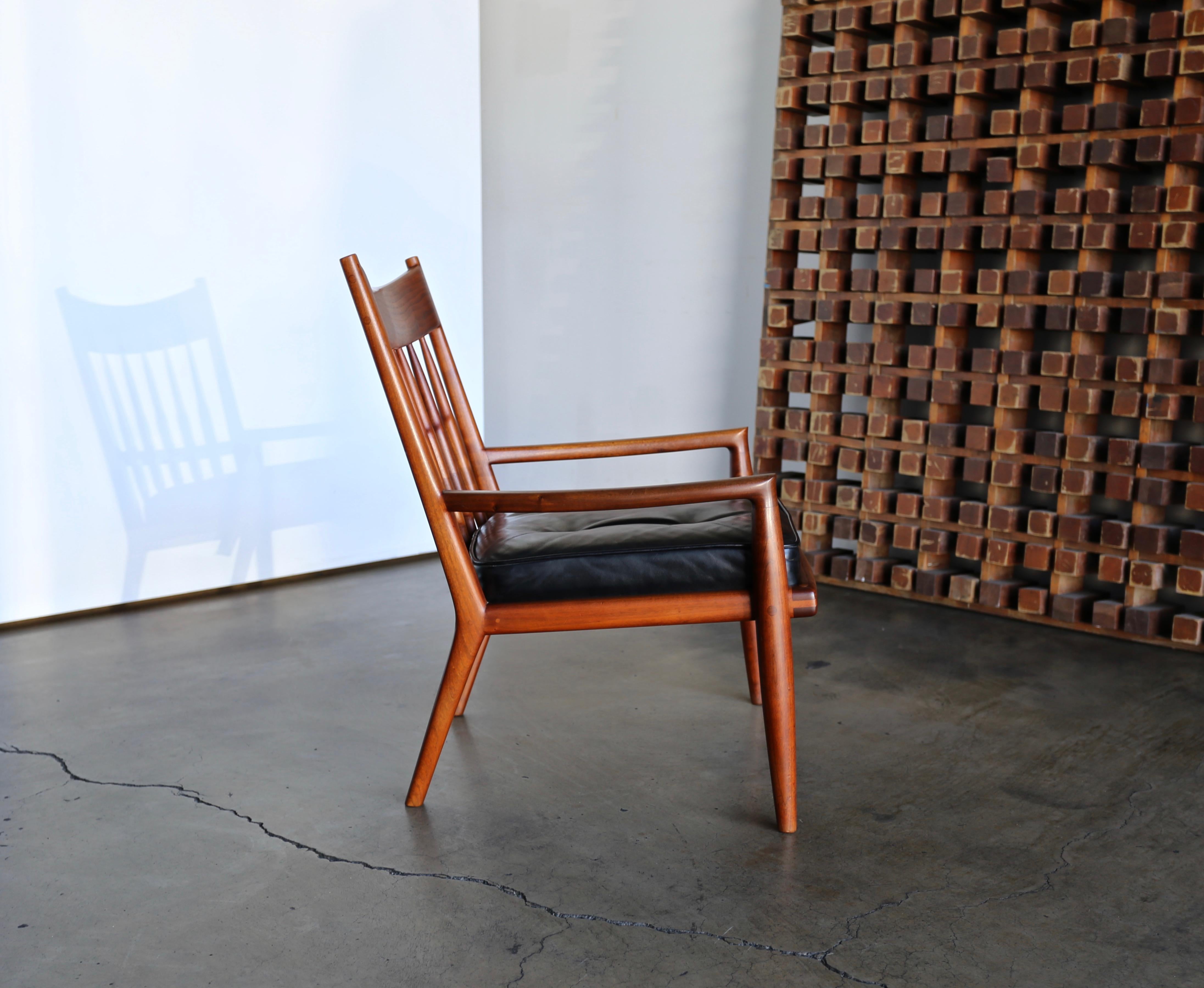 John Nyquist Handcrafted Walnut Lounge Chairs, circa 1970 5