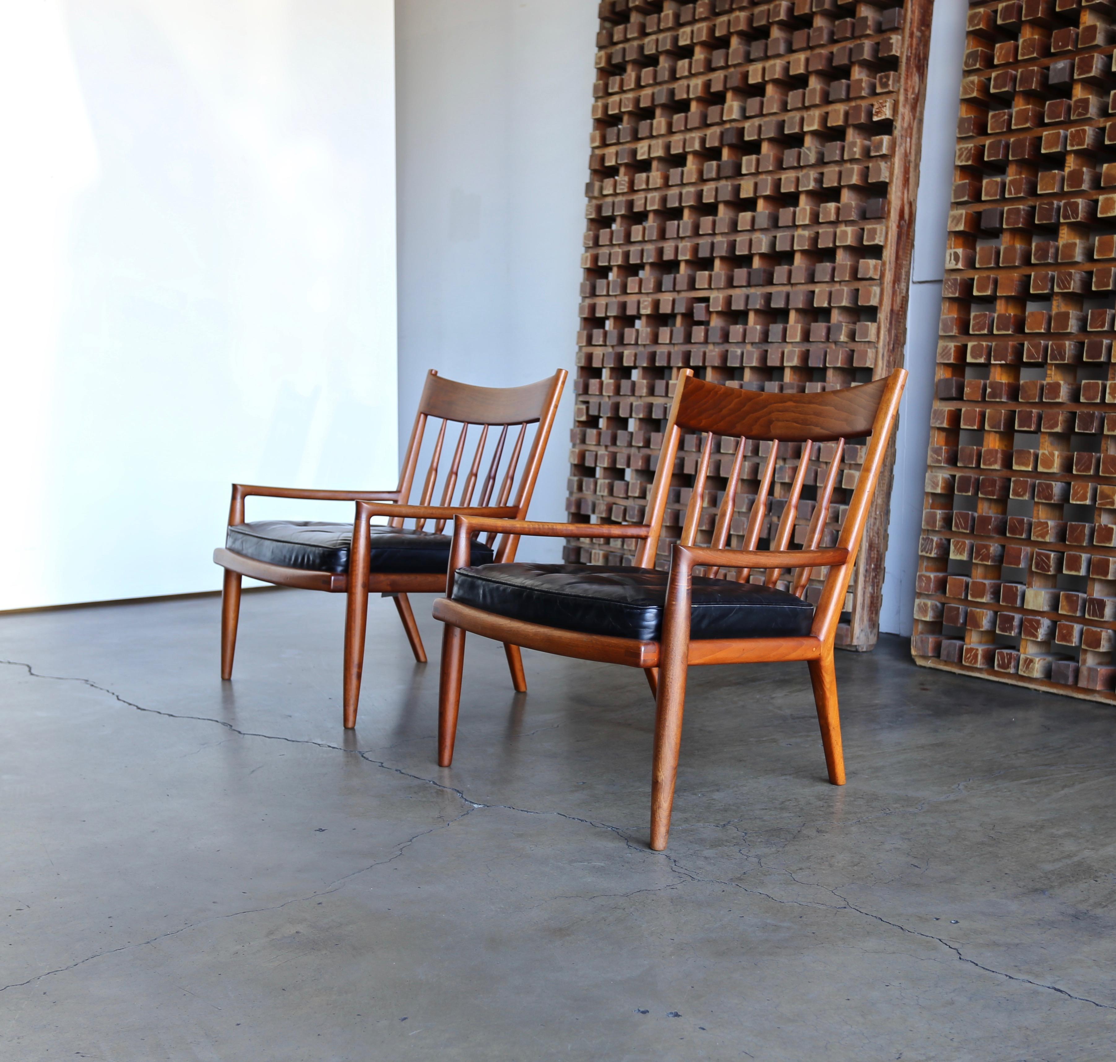 John Nyquist Handcrafted Walnut Lounge Chairs, circa 1970 7