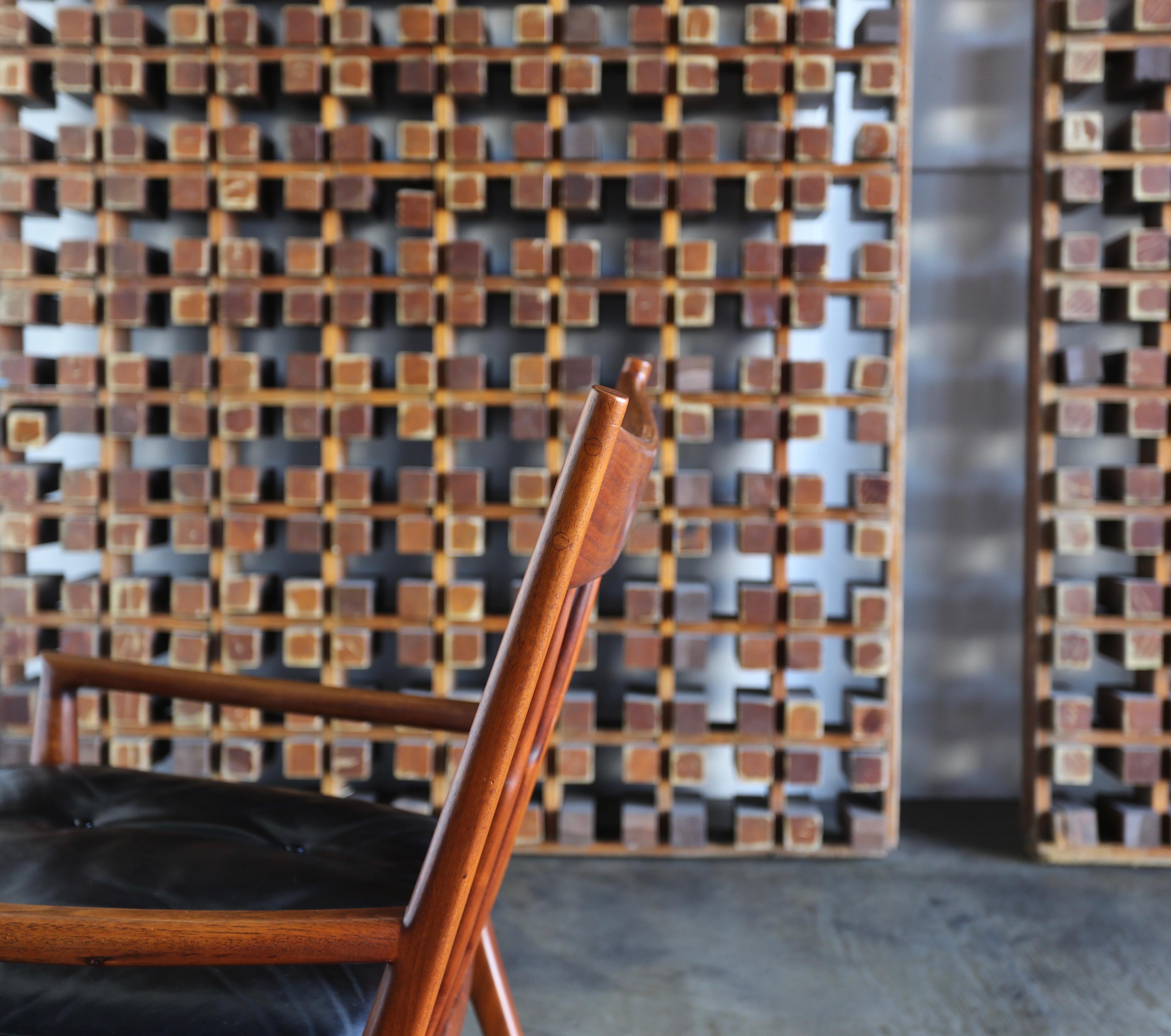 John Nyquist Handcrafted Walnut Lounge Chairs, circa 1970 8