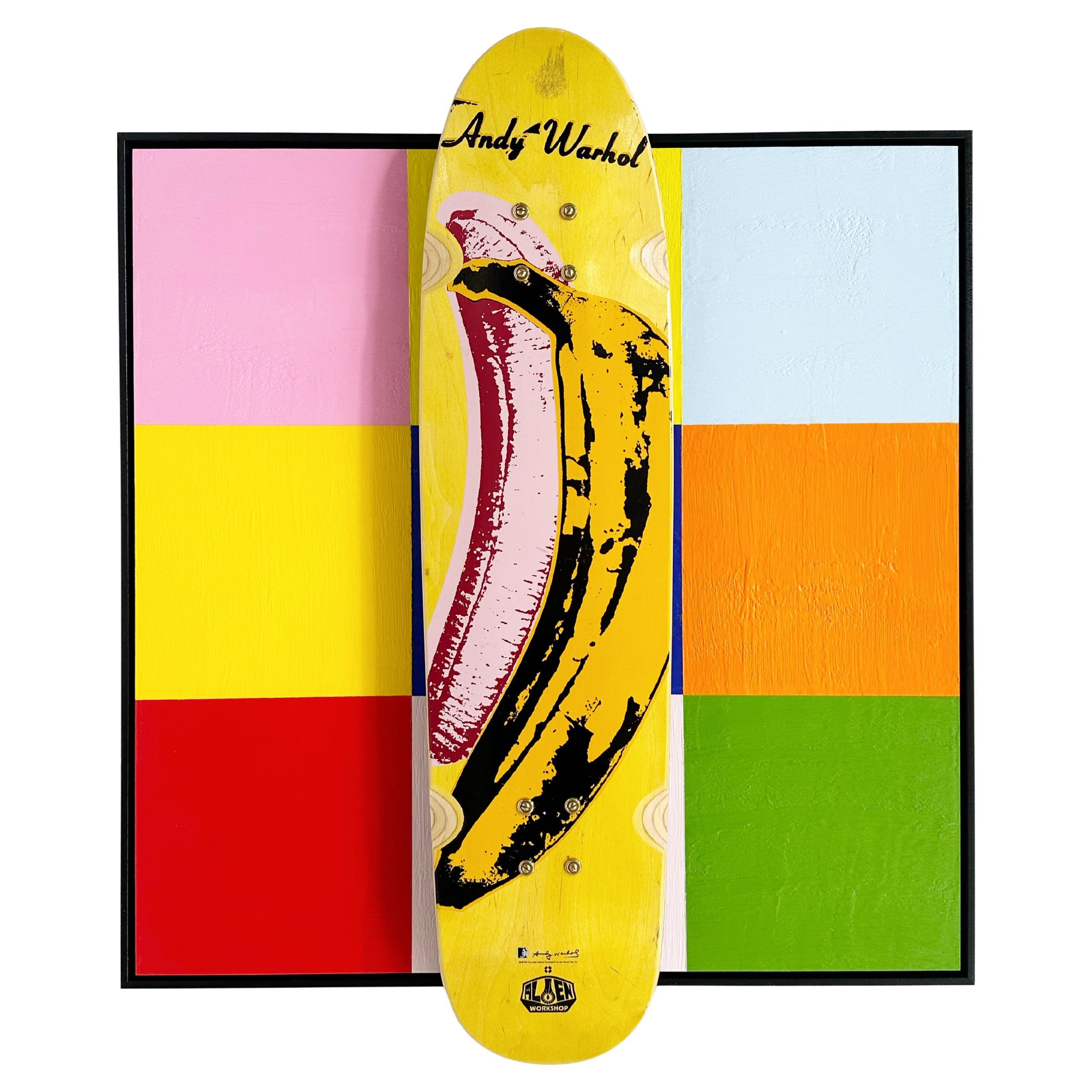 John O'Hara. Deck, Banana, 2023, Enkaustik und Skate Deck Gemälde