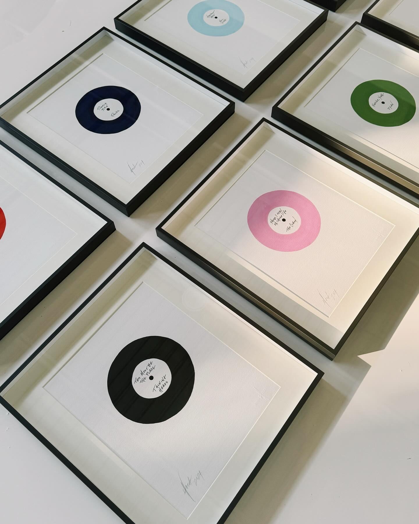 John O'Hara, El vinilo sobre papel, Encargo en venta 2