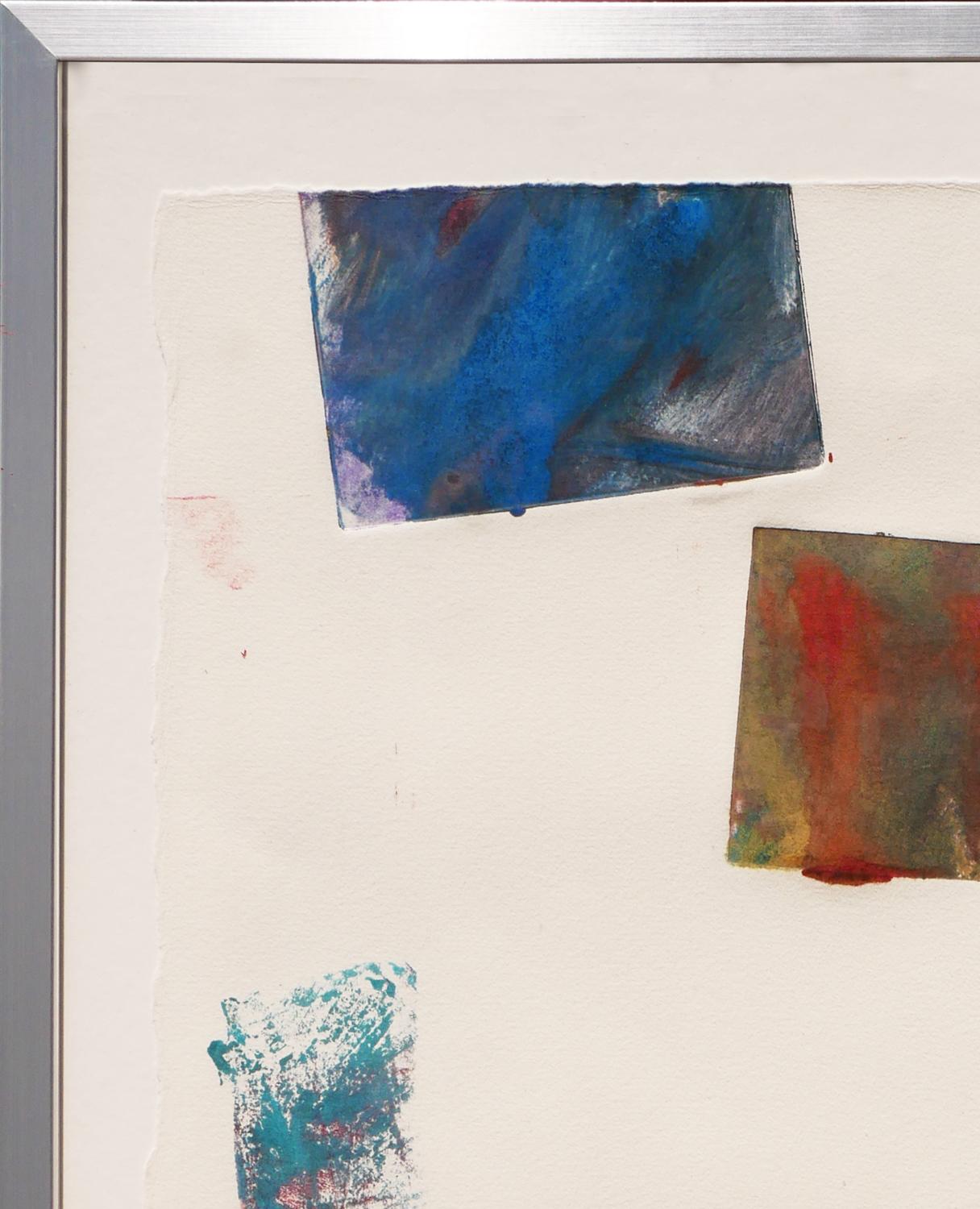 Impression abstraite contemporaine bleue et rouge de l'artiste John Ross Palmer, de Houston, au Texas. Cette impression présente deux formes rectangulaires et un quart d'un autre carré sarcelle délavé en bas sur du papier d'archives. Signé, daté et