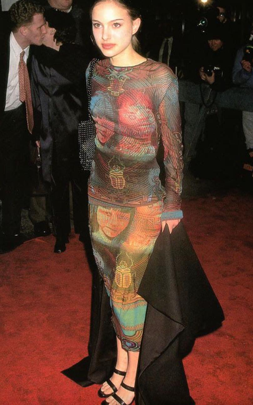 John Paul Gaultier Top de malla con estampado de divisas de Brasil 1996 en venta 3