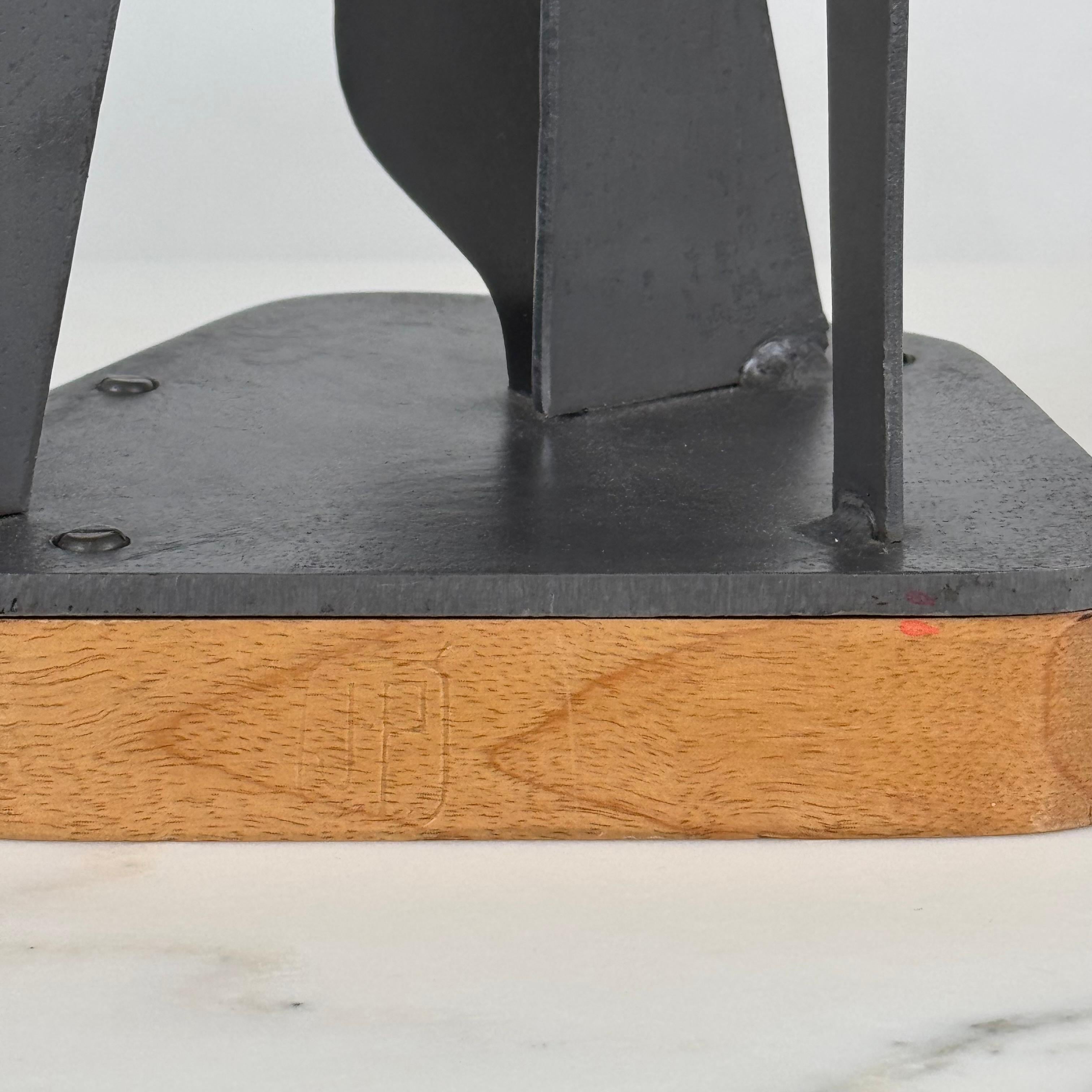 John-Paul Philippe Sculpture abstraite sur base Woods en vente 1