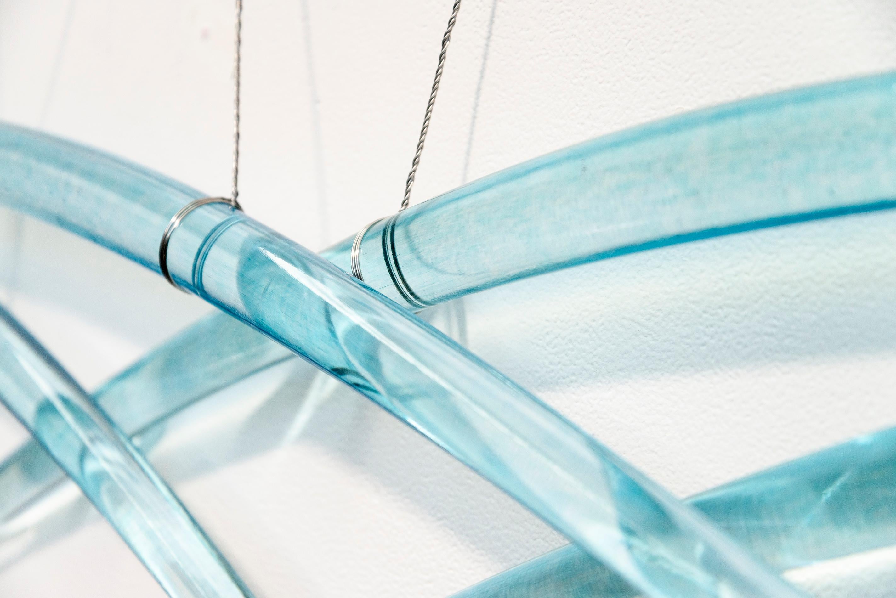Probability B4 - blau, abstrakt, zeitgenössisch, Glas und Stahl, Wandskulptur im Angebot 2