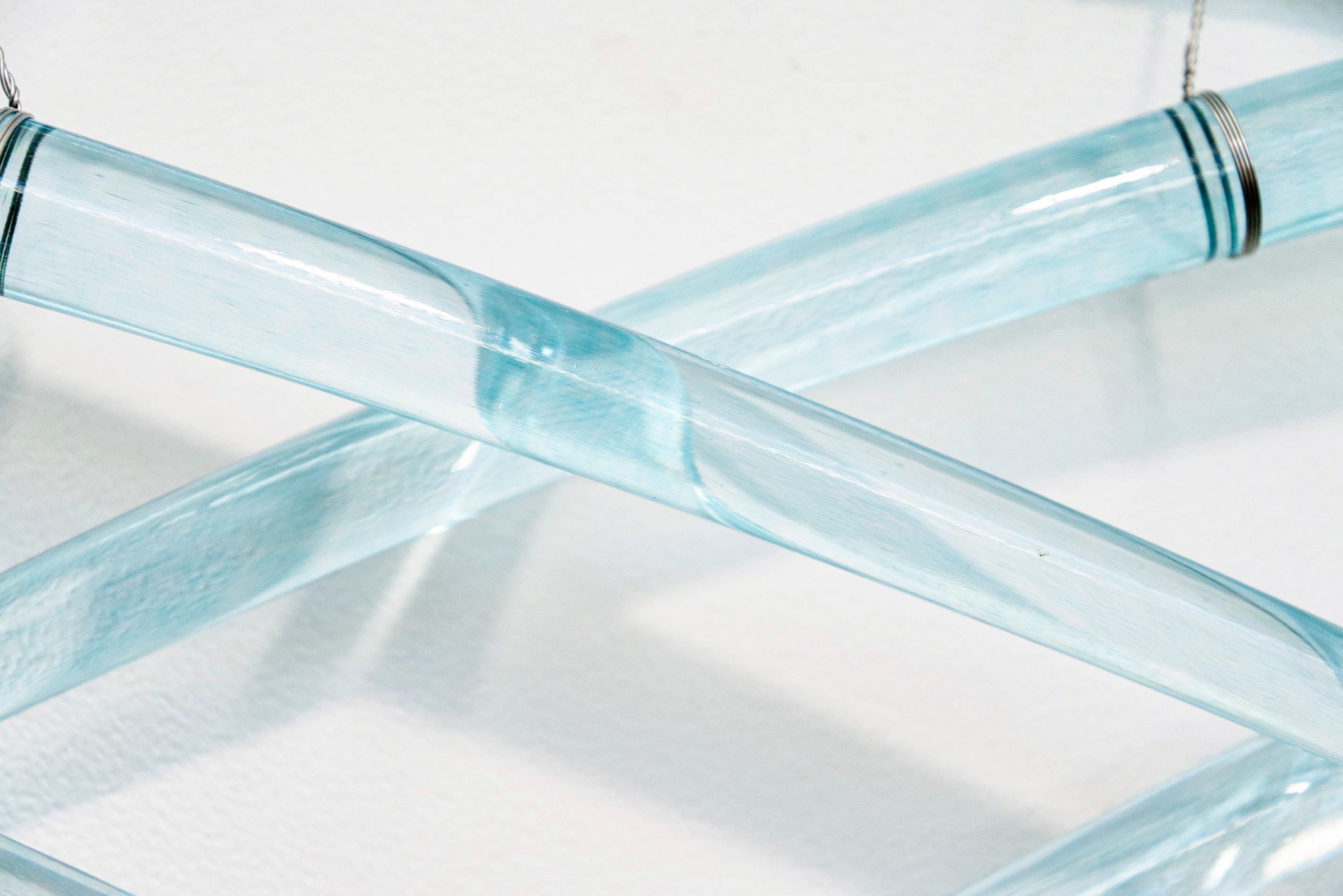 Probability B5 - bleu, abstrait, incurvé, verre, acier, sculpture murale suspendue en vente 9