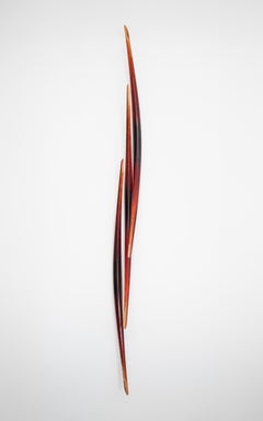 Turned Symmetry - ambre, contemporain, verre massif, sculpture murale