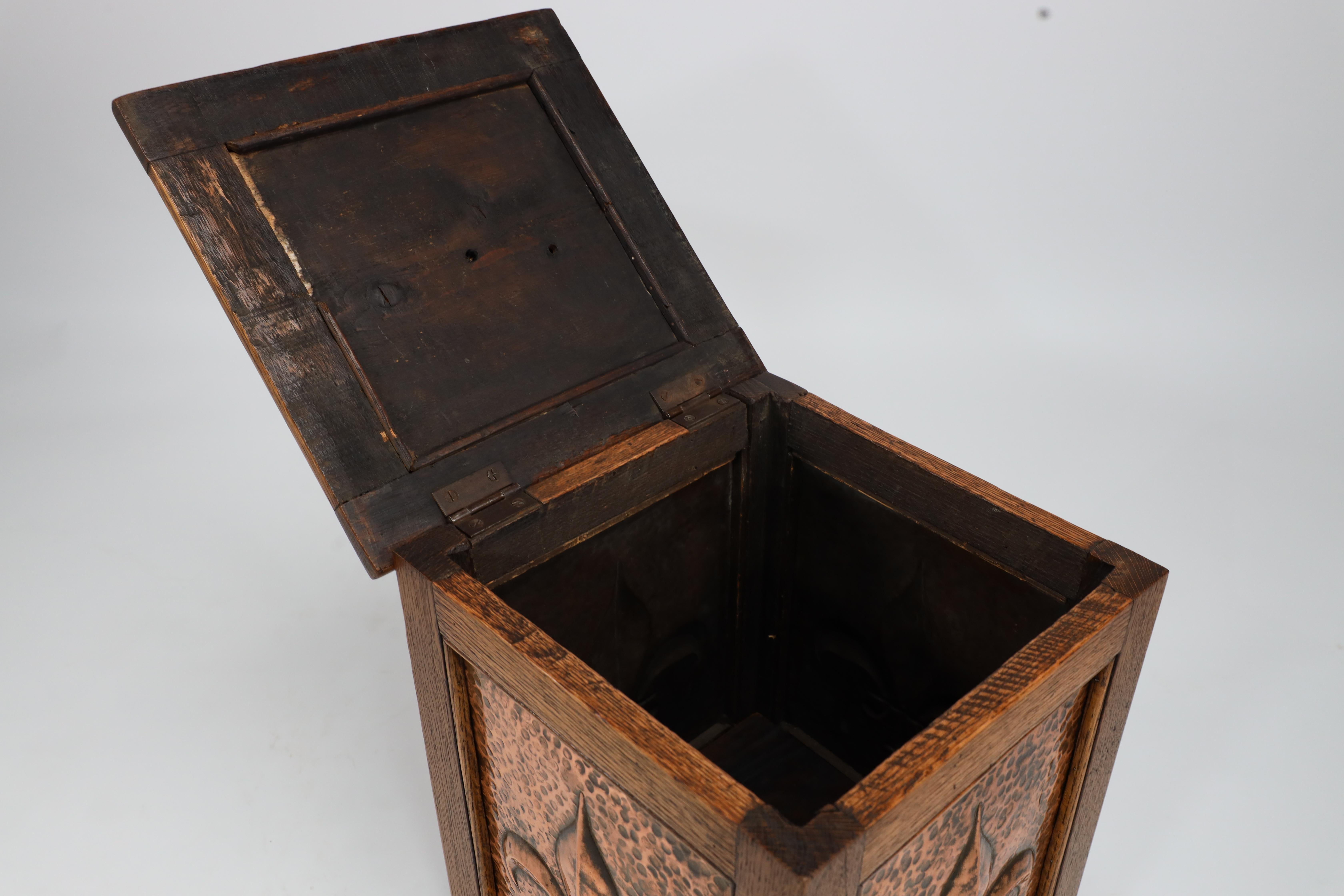 John Pearson attri. An Arts and Crafts log or coal box with Fleur De Lys details For Sale 5