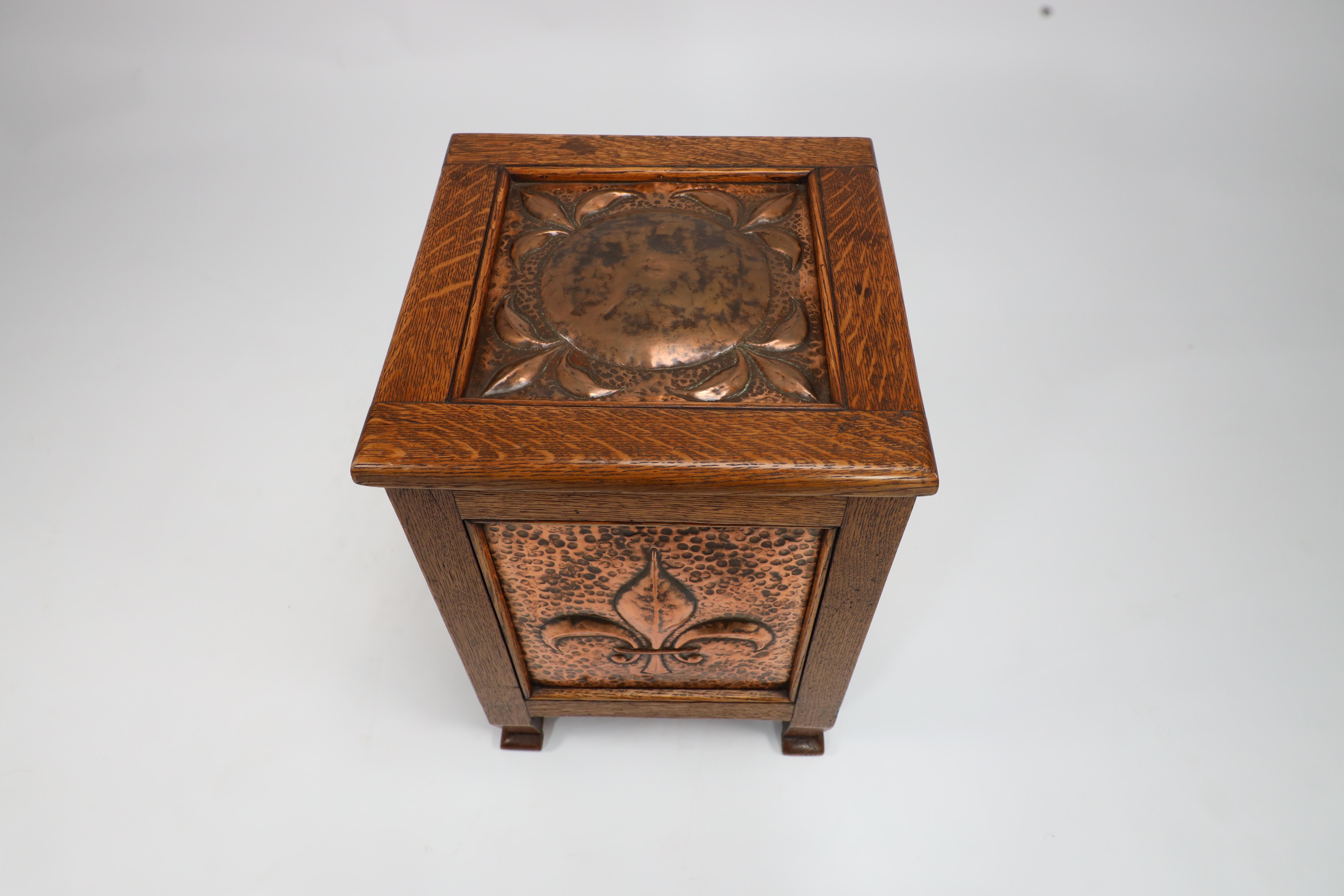 John Pearson attri. An Arts and Crafts log or coal box with Fleur De Lys details For Sale 1