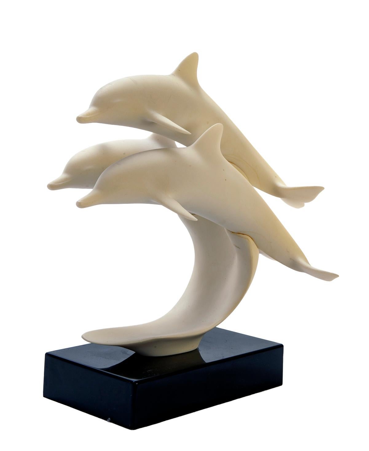 Futurista Scultura di delfino di John Perry in vendita