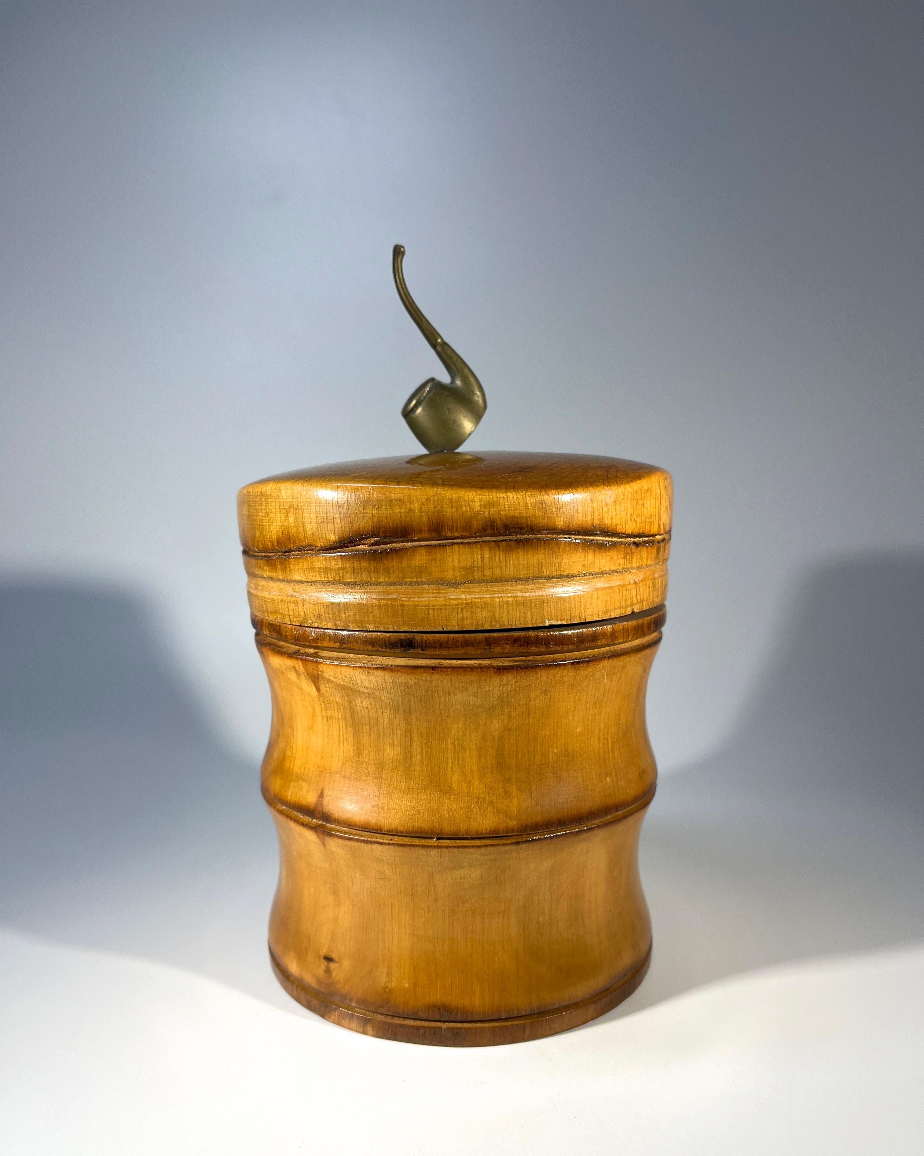 Italiano Vaso per tabacco John Player Treen Humidor di Macabo, Milano, Italia, circa anni '50 in vendita