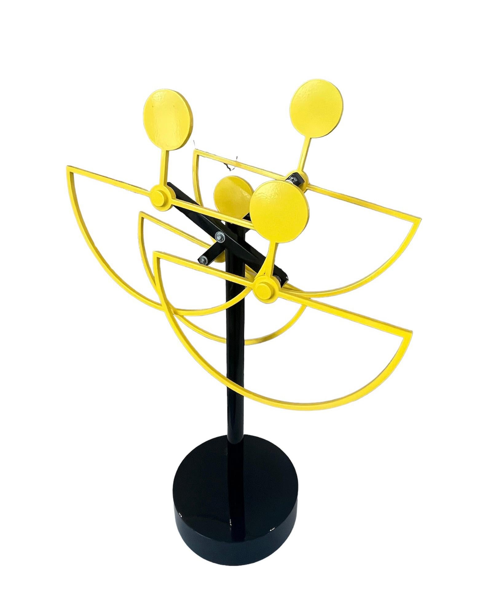 Semicírculos en amarillo