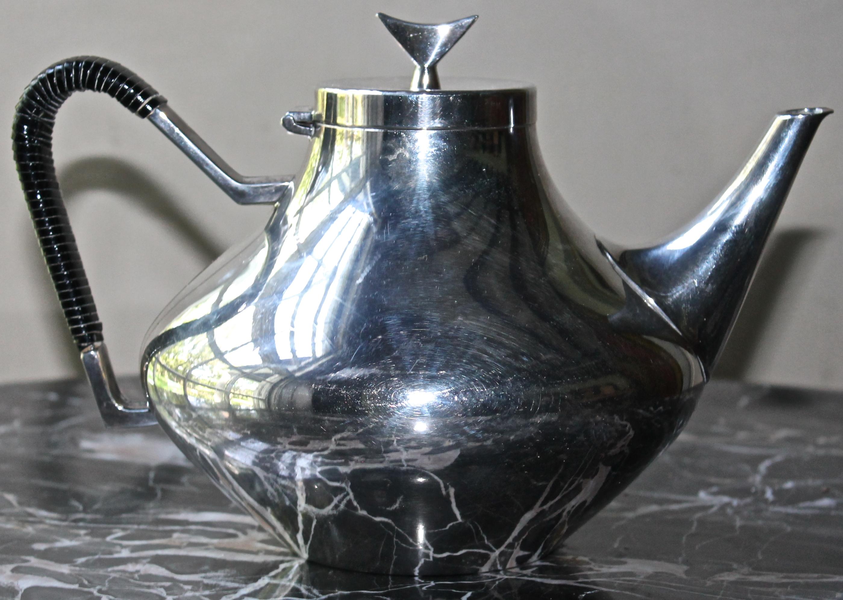 John Prip Designed Reed & Barton 'Denmark' Silver Plate Tea Pot For Sale 8