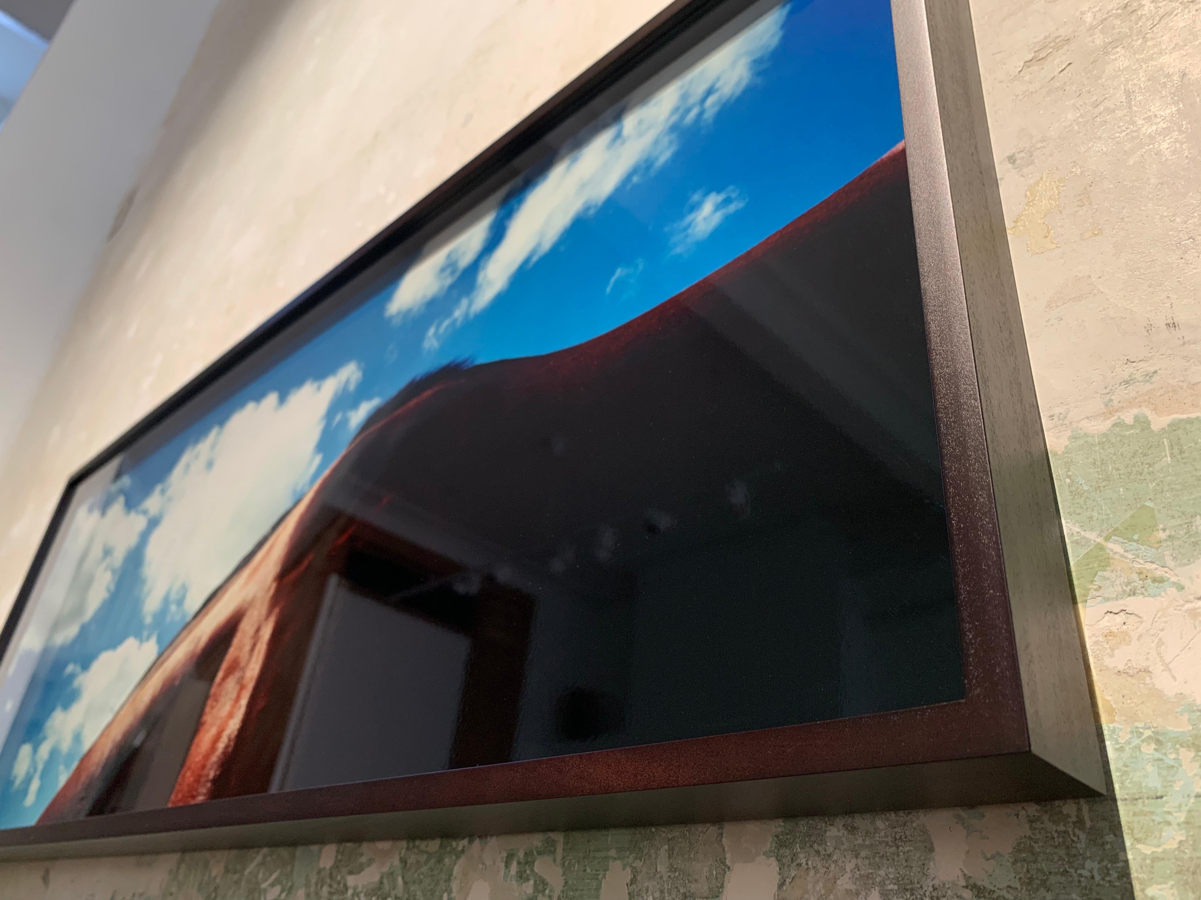 Noverre - Paysage de chevaux I, ciel bleu et nuages, imprimé Panoramic, Australie  en vente 1