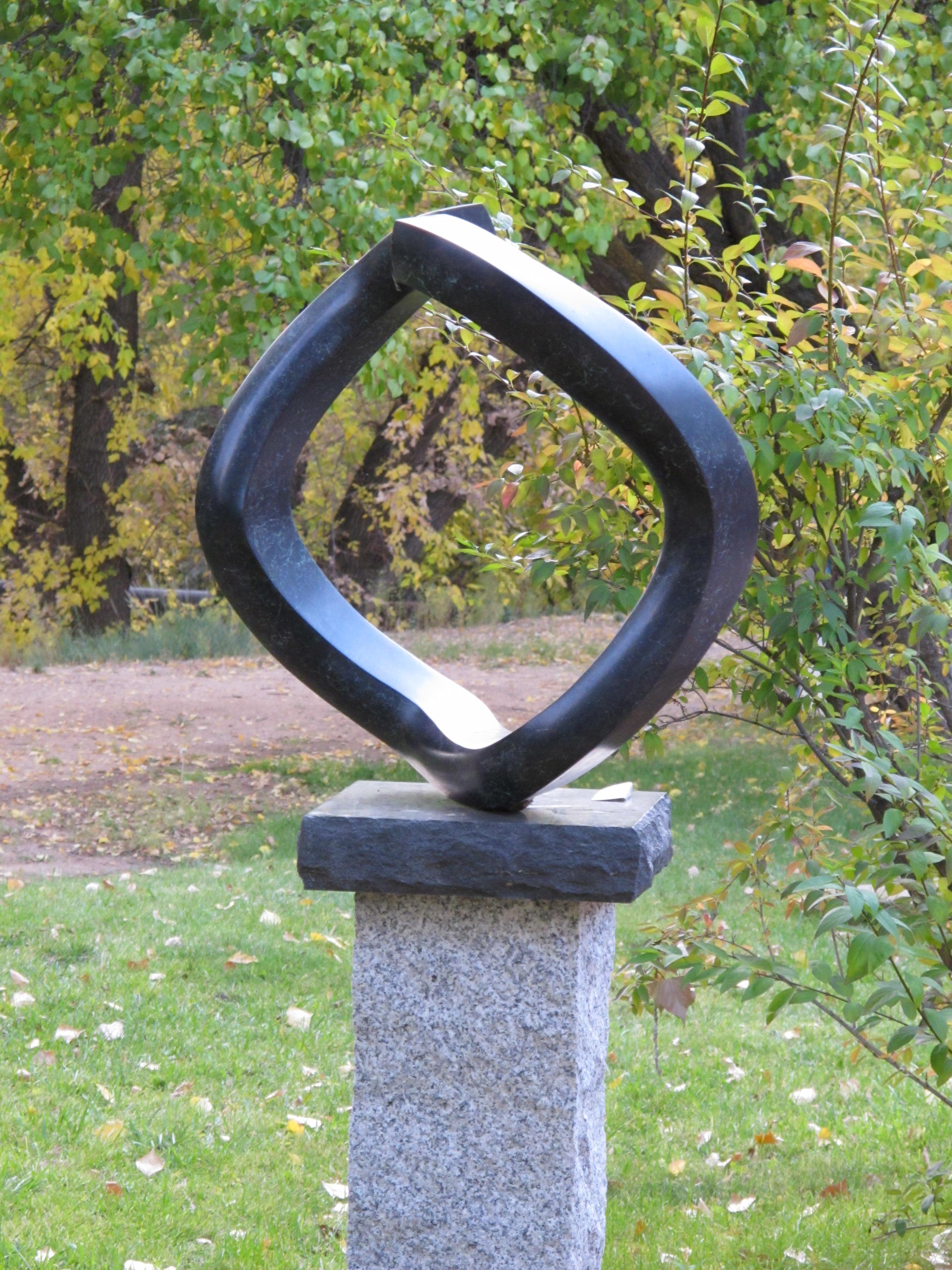 Oh, by John Reeves, rotating, bronze, sculpture, shape shift, granite, edition

Oh, John Reeves rotating, bronze, sculpture, shape shift, granite, edition

Oh, rotating bronze sculpture, the shape appears to change when moved John Reeves

Oh is a