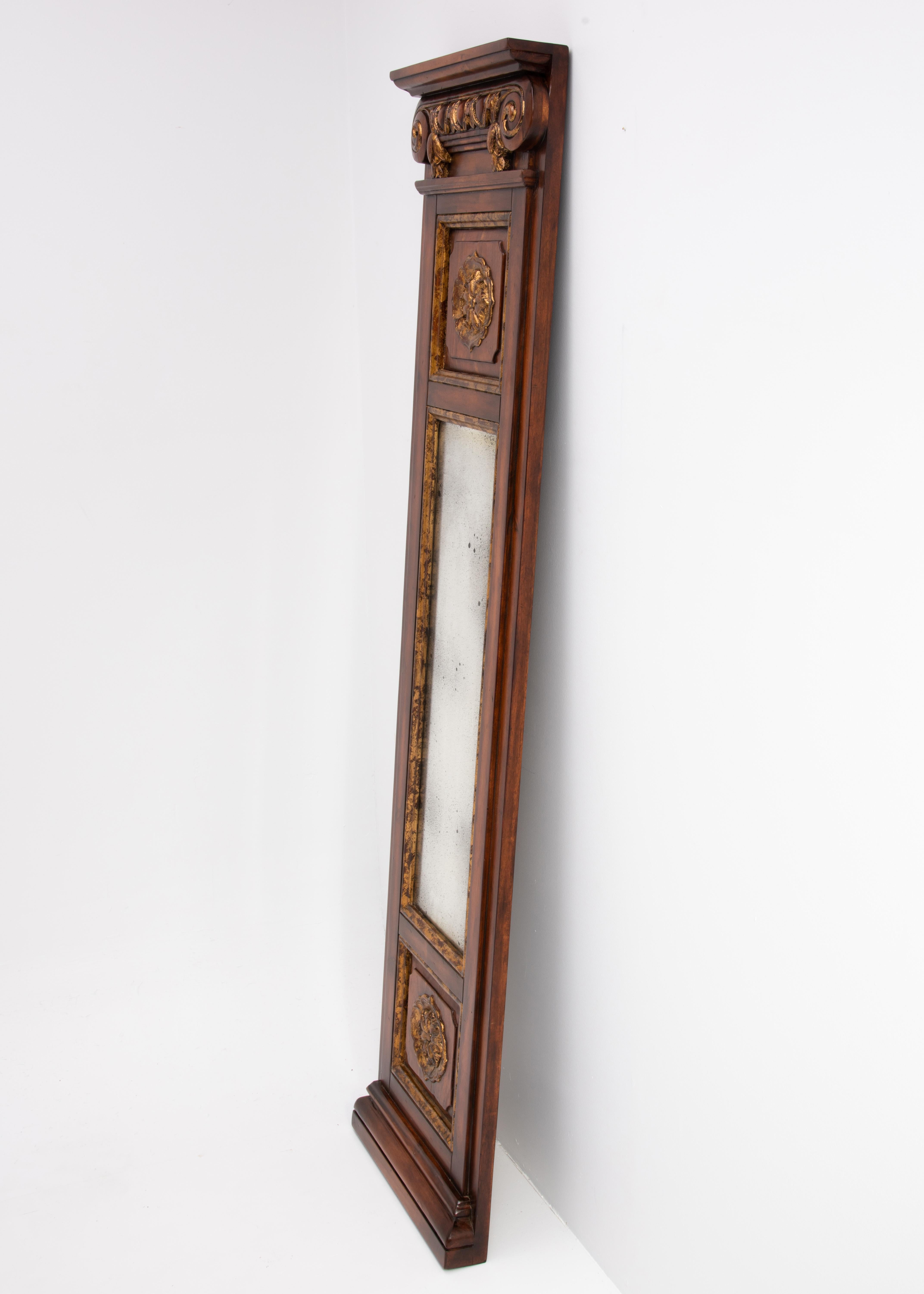Regency John-Richard Eglomisé Gilt Floor Hall Hanging Mirror (miroir à suspendre) en vente