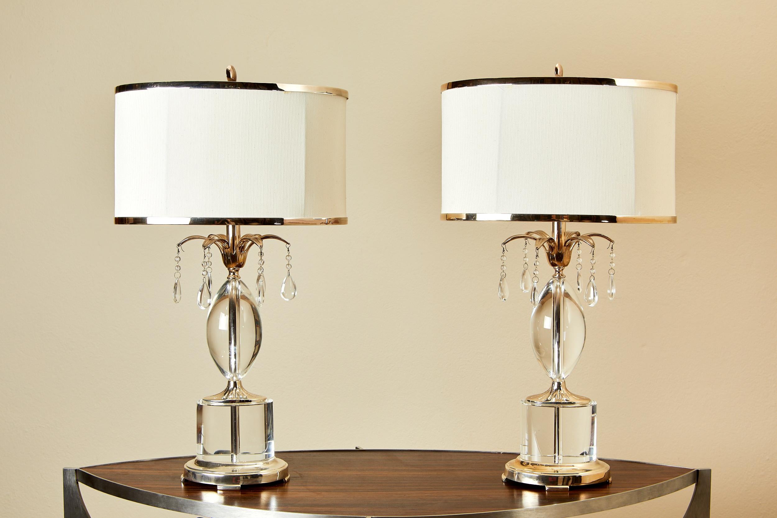 Mid-Century Modern John Richard, pair of lamps with altuglass and silvered brass pendants. For Sale