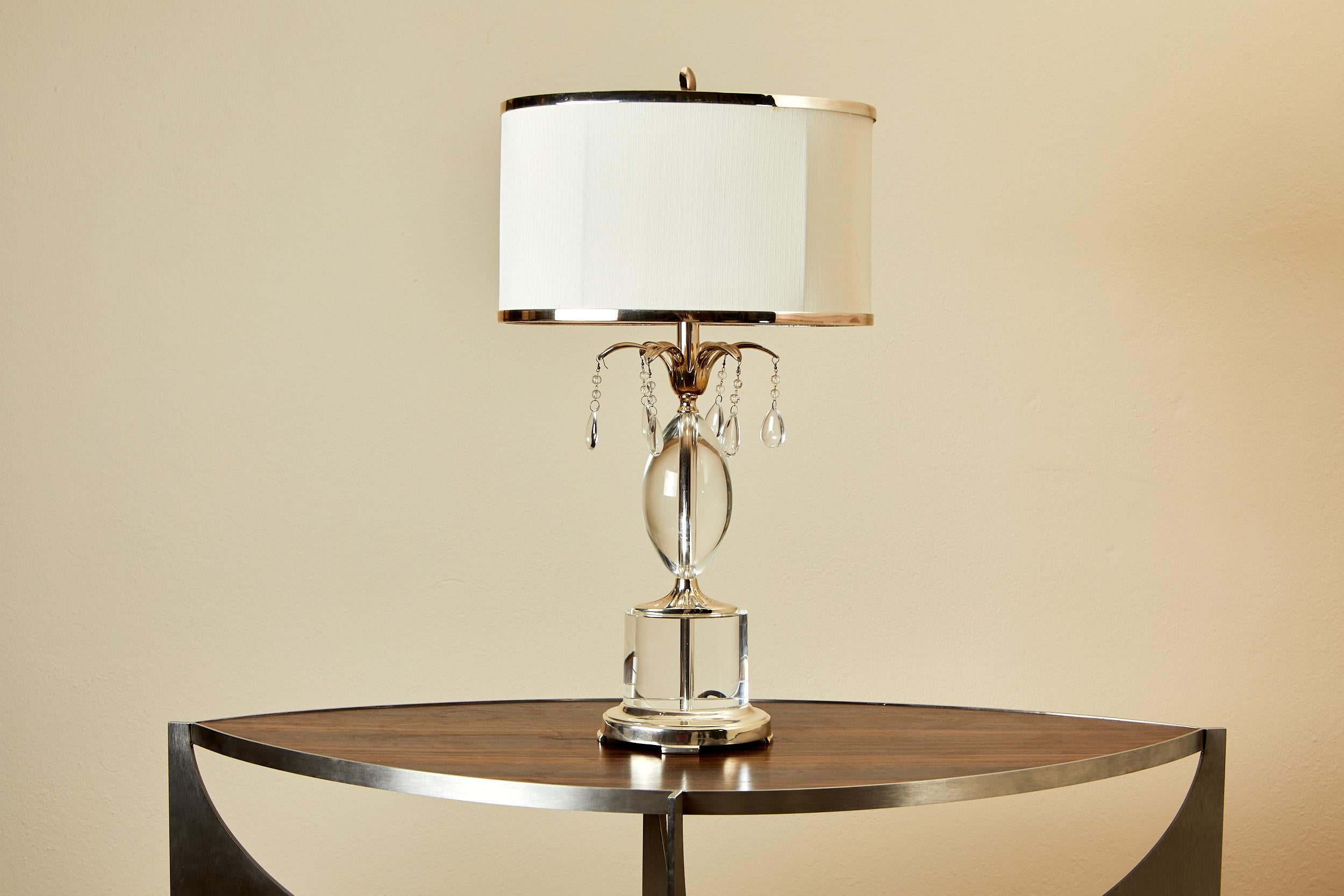 American John Richard, pair of lamps with altuglass and silvered brass pendants.