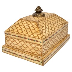 John Richard Caja de joyería de madera decorativa con hueso de concha teselado beige vintage