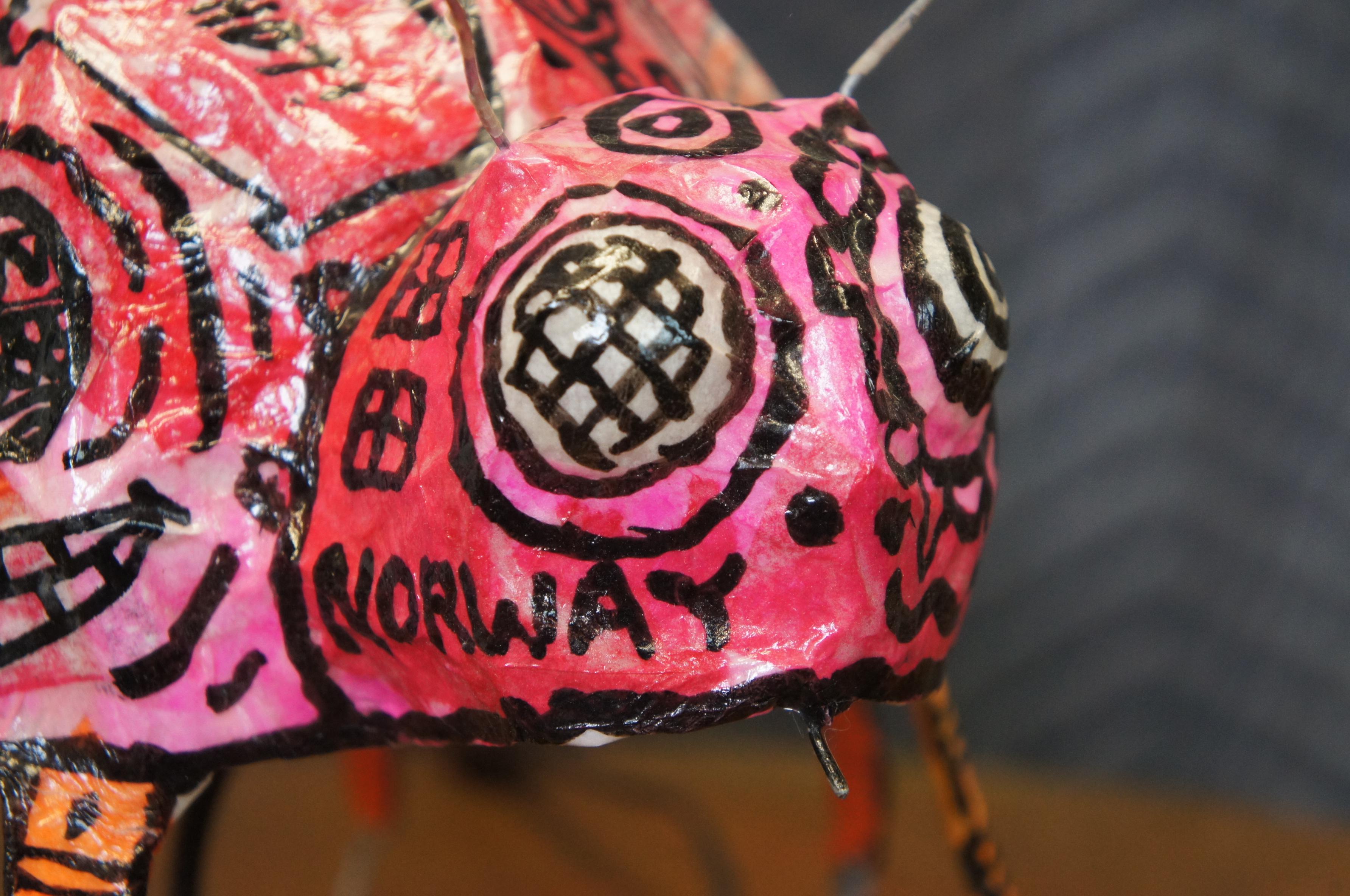 John Richards Yummy Mud Puddle Gallery Lady Bug Sculpture Nightlight Lamp 10