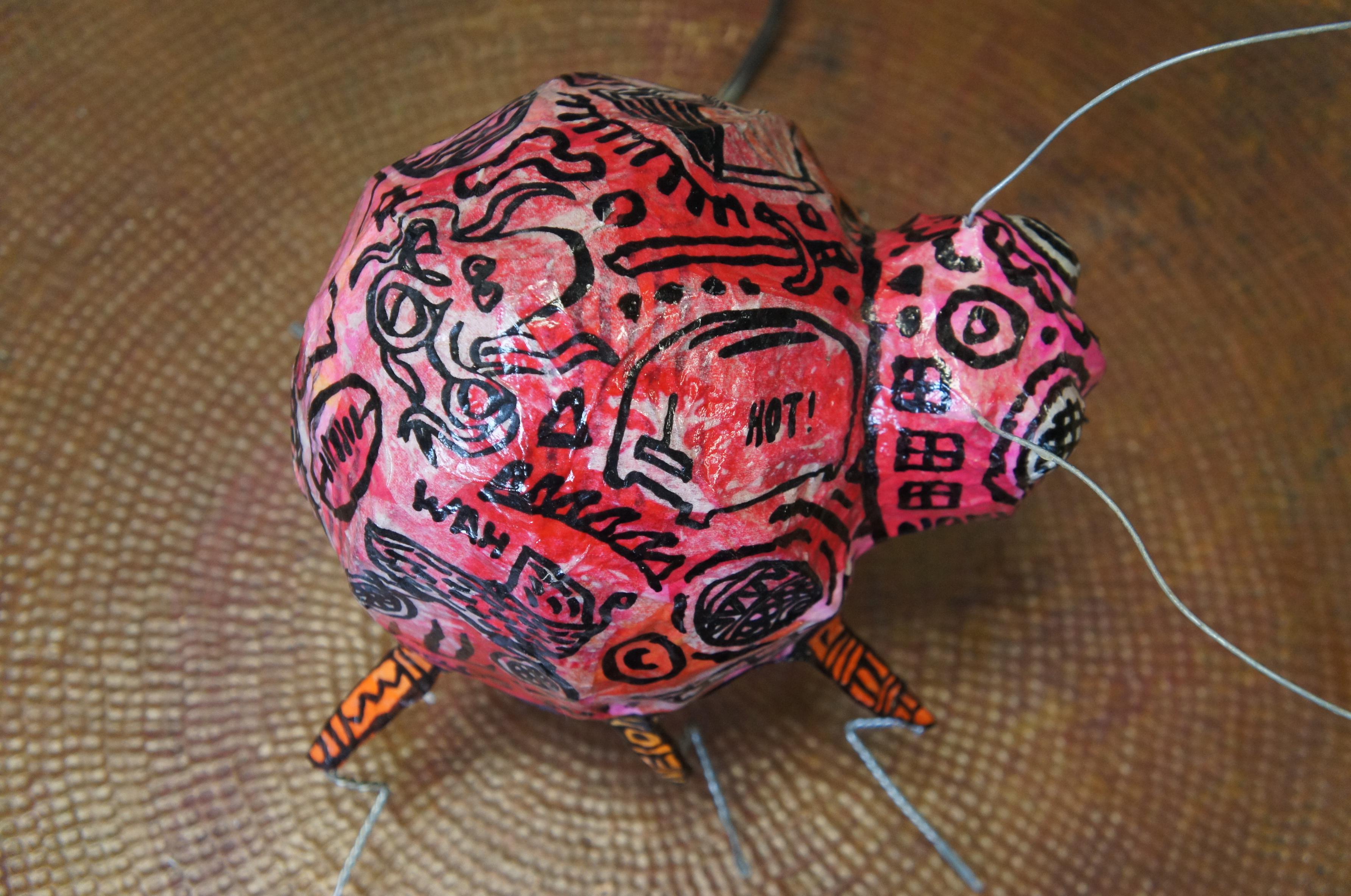 John Richards Yummy Mud Puddle Gallery Lady Bug Sculpture Nightlight Lamp 10