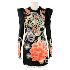 John Richmond – Schwarzes Cocktailkleid mit mehrfarbigem Drachenprint, Größe S