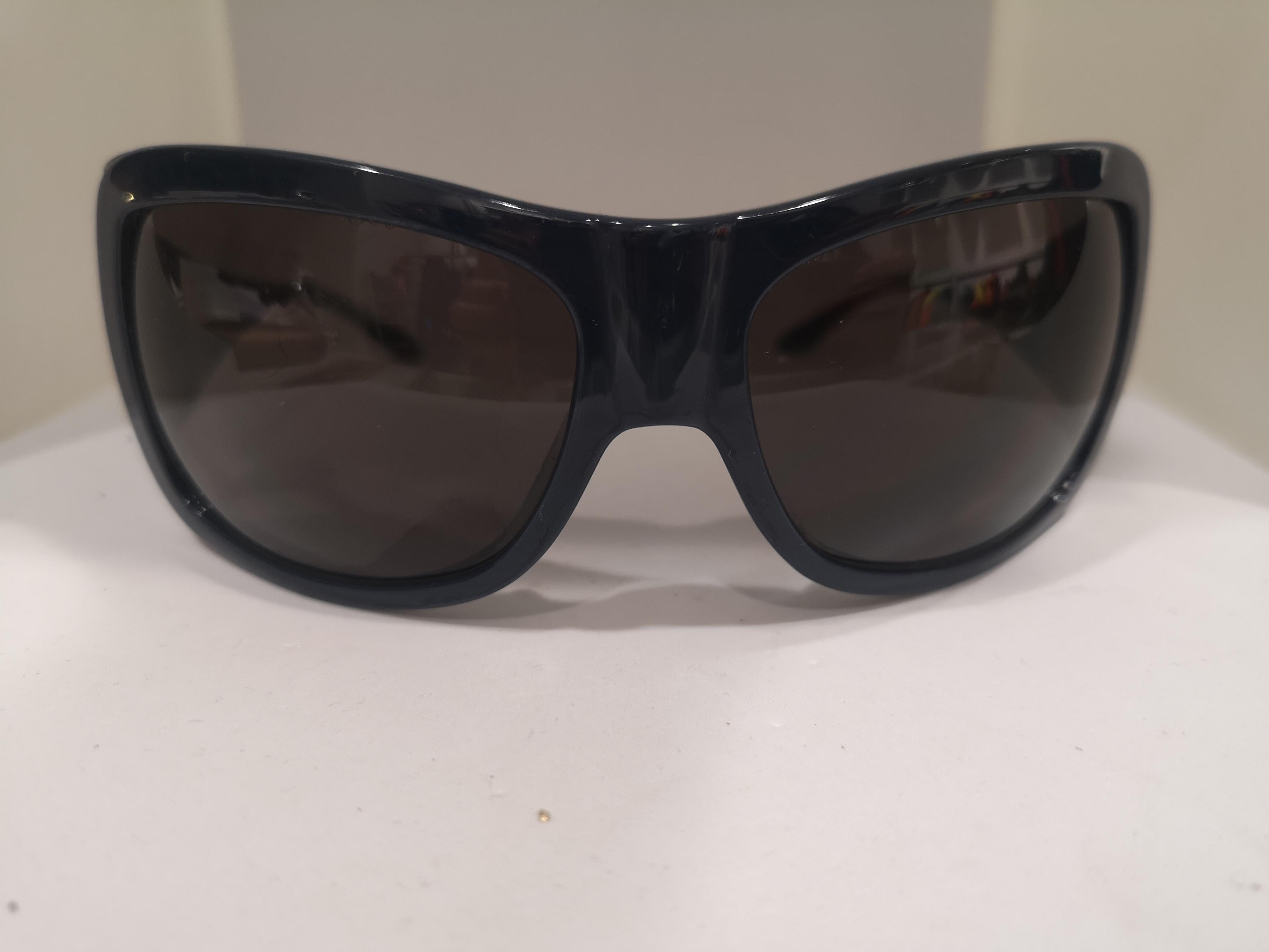 John Richmond blue swarovski stones sunglasses In Good Condition For Sale In Capri, IT