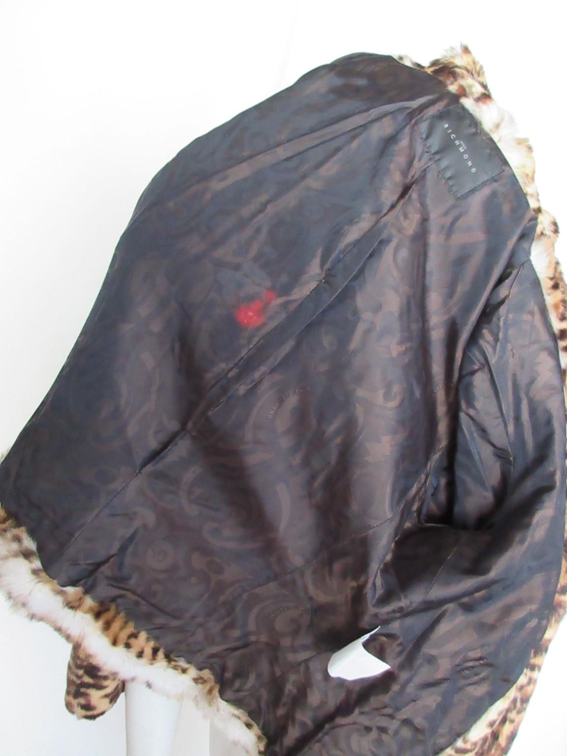 John Richmond Leopard Printed Fur Jacket size Us 8 For Sale 6