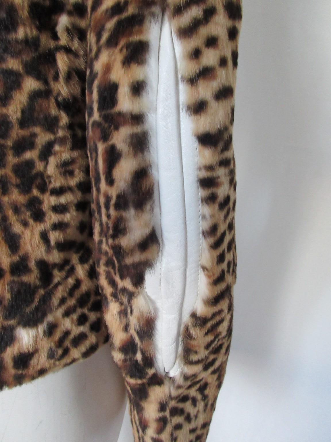 John Richmond Leopard Printed Fur Jacket size Us 8 For Sale 3