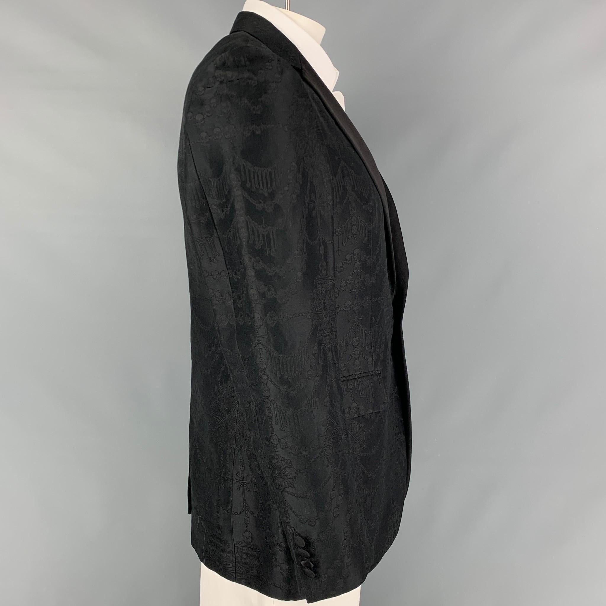 JOHN RICHMOND Size 42 Black Skulls Jacquard Cotton Blend Notch Lapel Sport Coat In Excellent Condition In San Francisco, CA