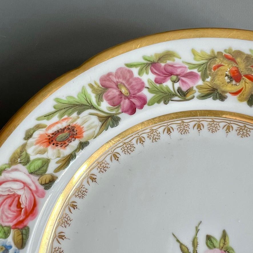 Coalport-Teller von John Rose, Füllhornblumen, T. Baxter Studio, um 1805 (1) (Englisch) im Angebot