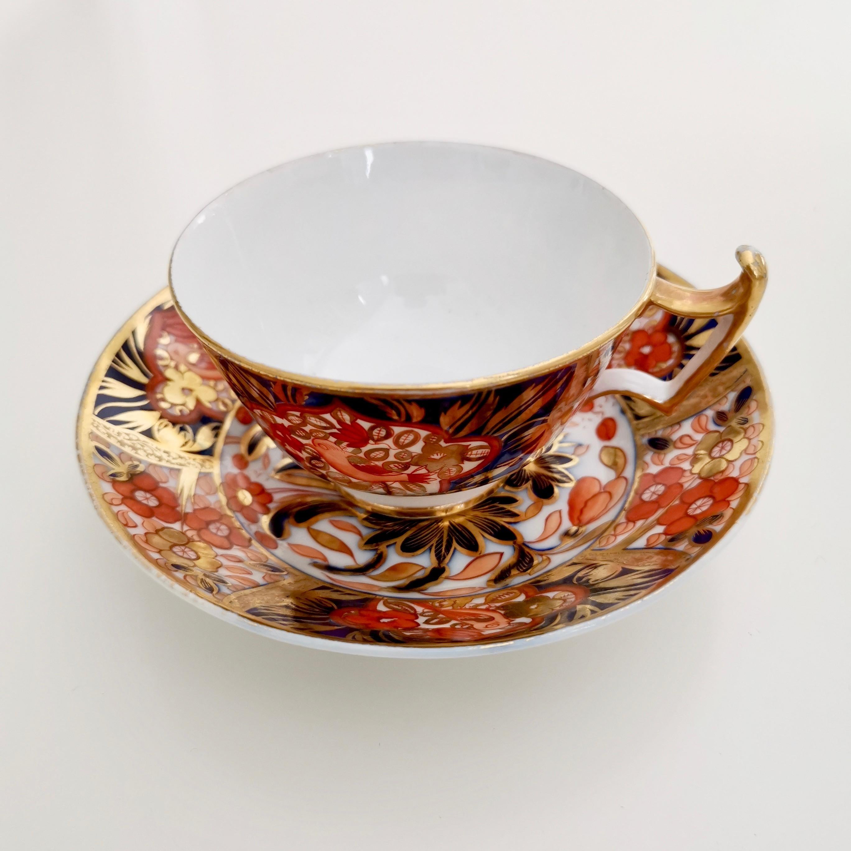 English John Rose Coalport Porcelain Teacup, Red Japan Imari with Birds, Regency, 1815