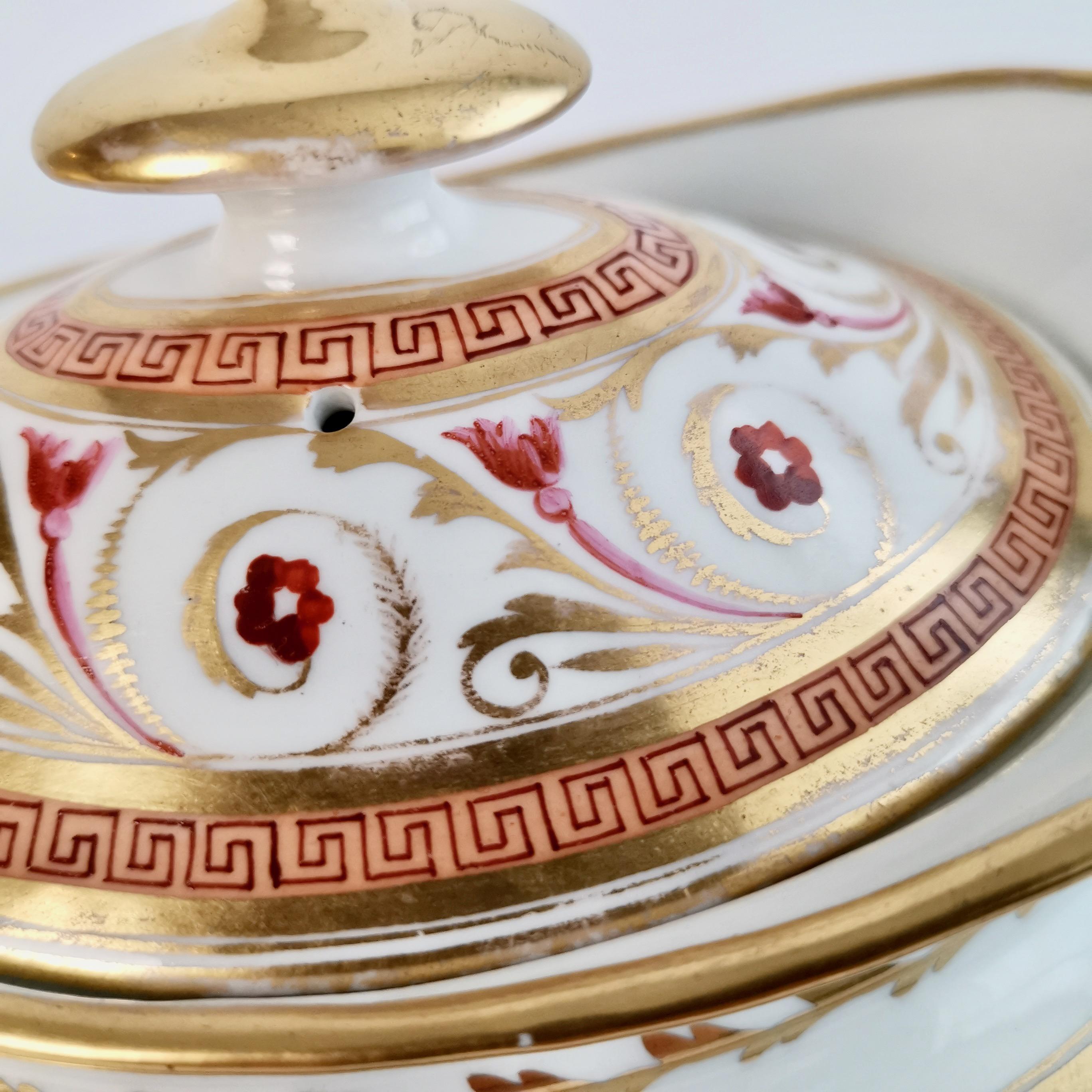 John Rose Coalport Porcelain Teapot, Peach, Gilt and Pink, Regency, circa 1810 2