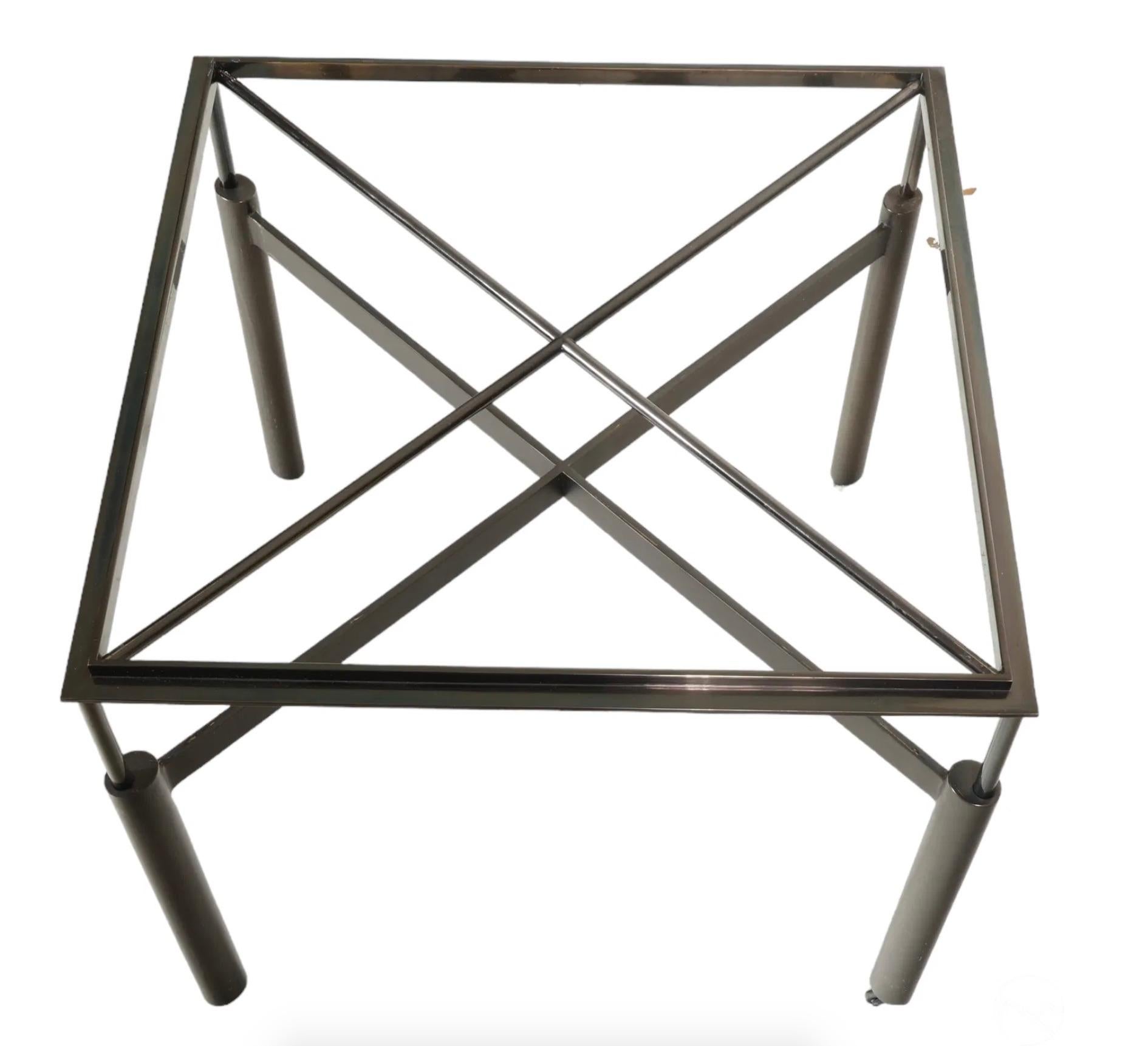John Saladino Side Table In Good Condition For Sale In New York, NY