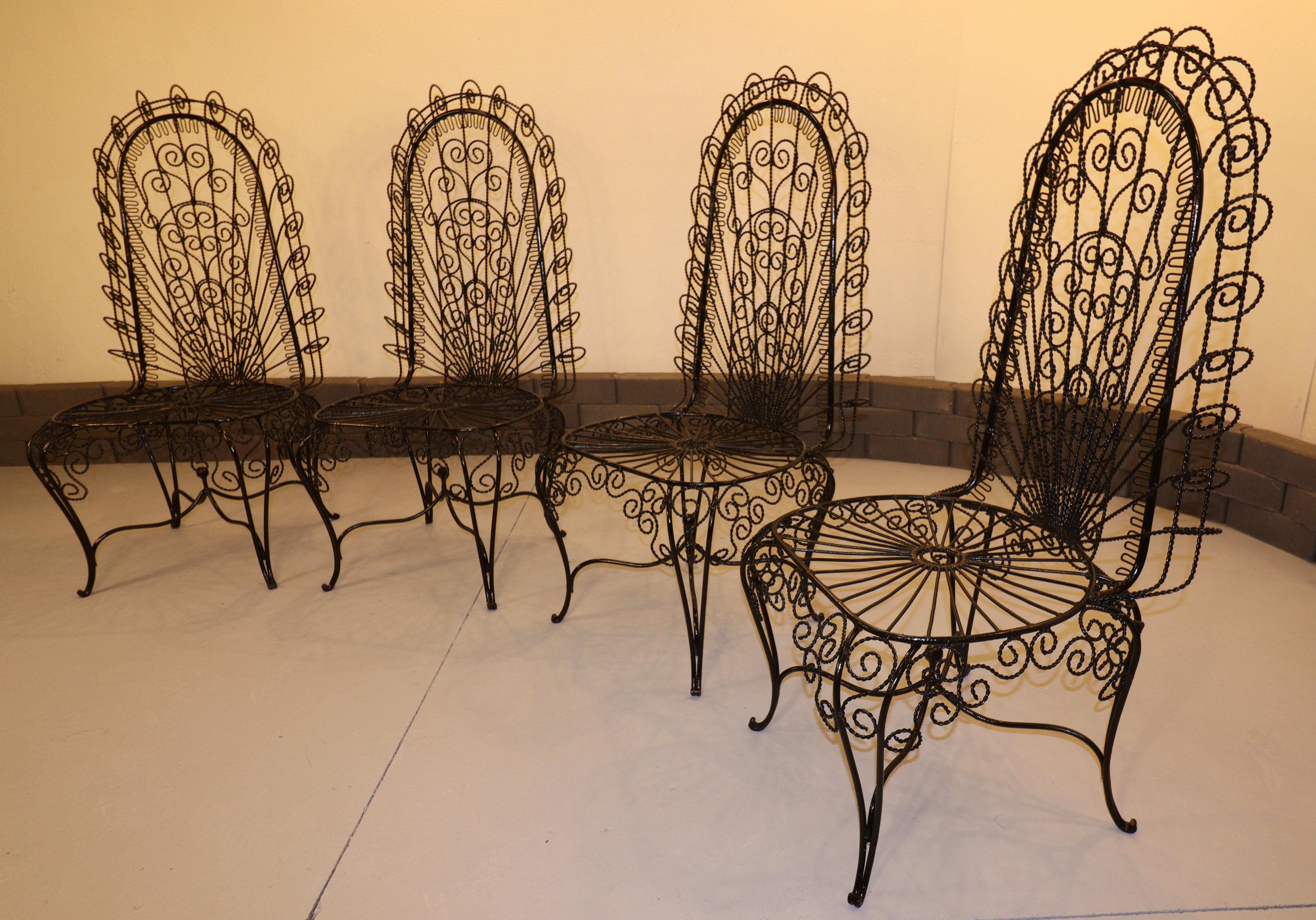 John Salterini High-Back Hearts Peacock Chairs (Four Matching) In Good Condition For Sale In Omaha, NE