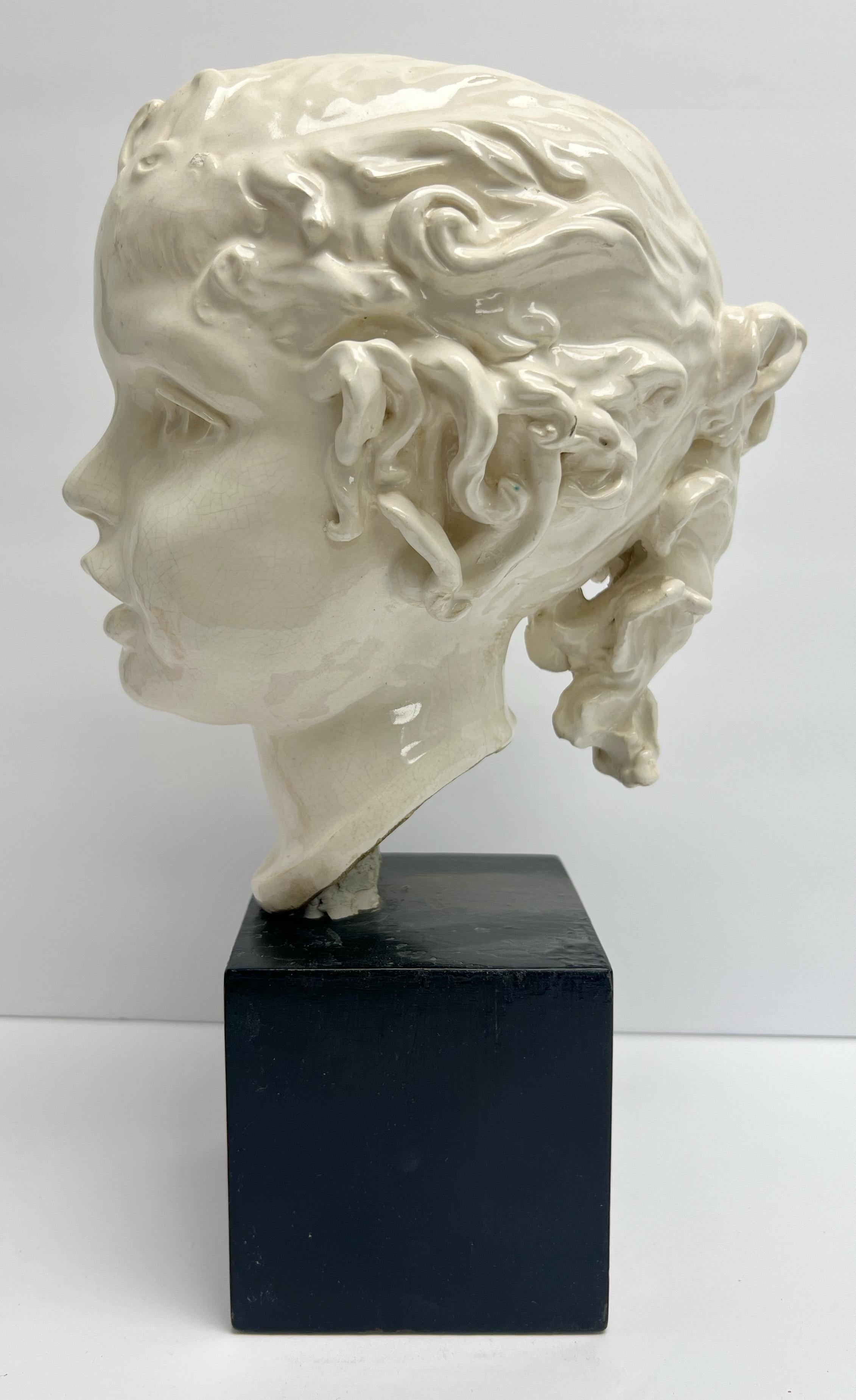 Escultura busto de terracota de John Sebastian Marchese Estadounidense en venta