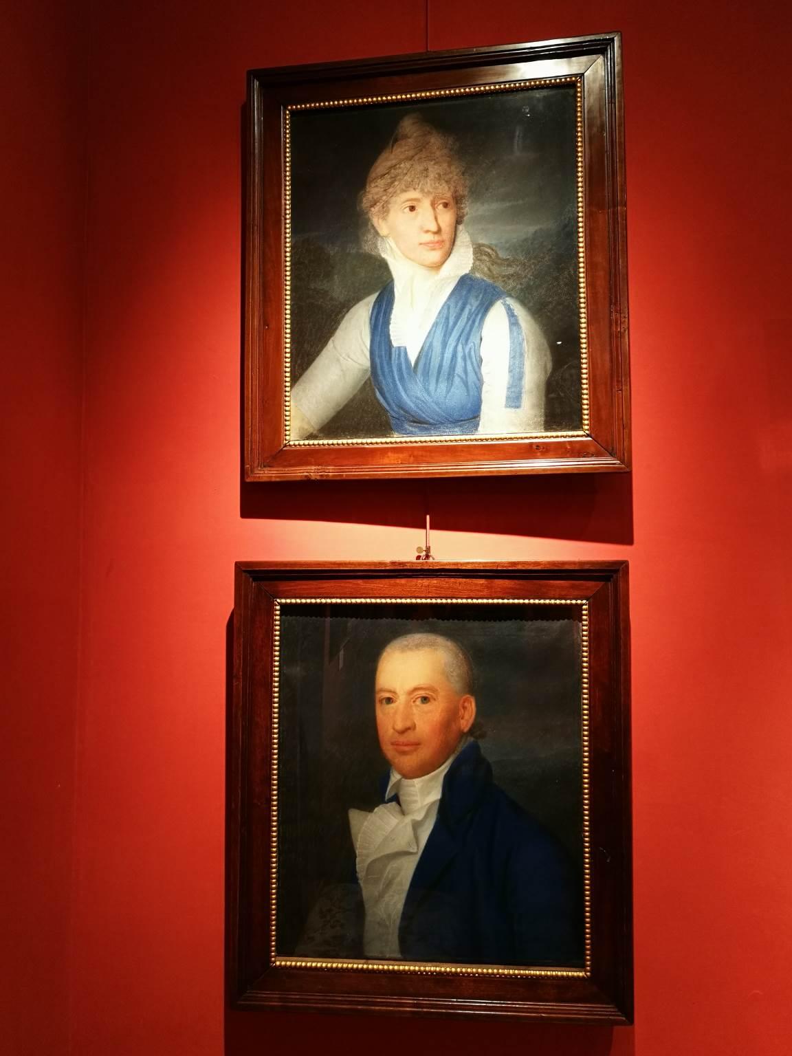 Peintures de portraits en parchemin au pastel du XVIIIe siècle attribuées à J S Copley Two Nobles