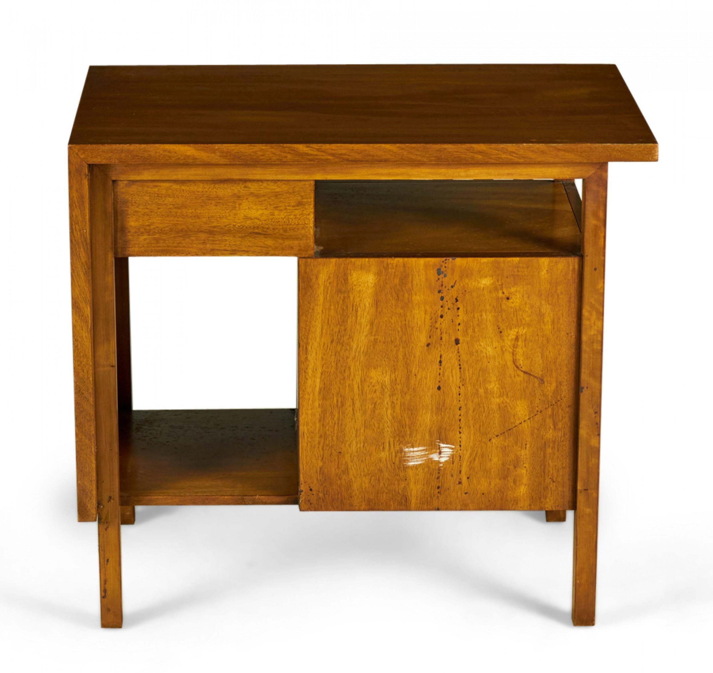 John Stuart American Mid-Century Walnut Slat Front Left Cabinet Nightstands In Good Condition For Sale In New York, NY