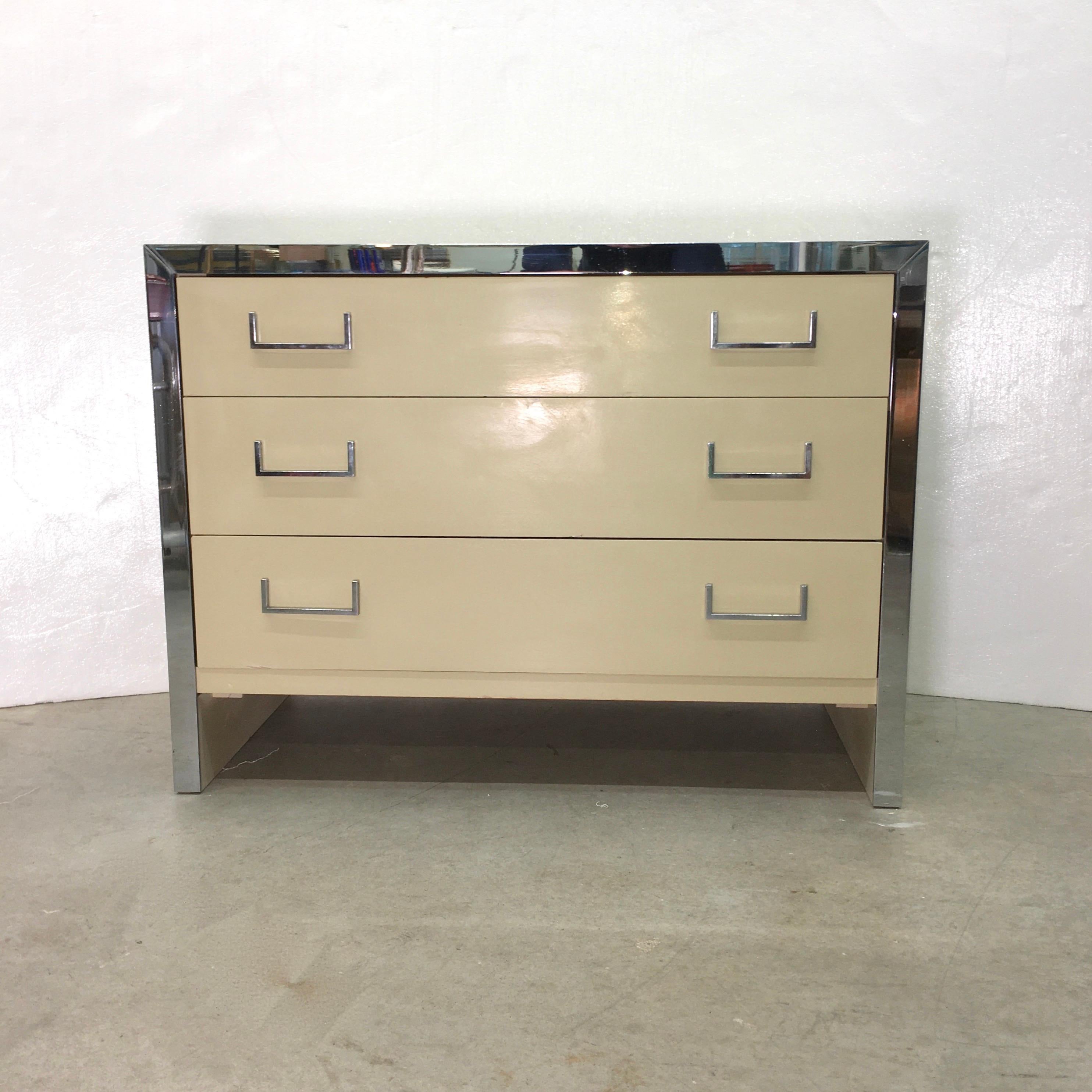 John Stuart Chrome and Lacquered Chest of Drawers For Sale 3