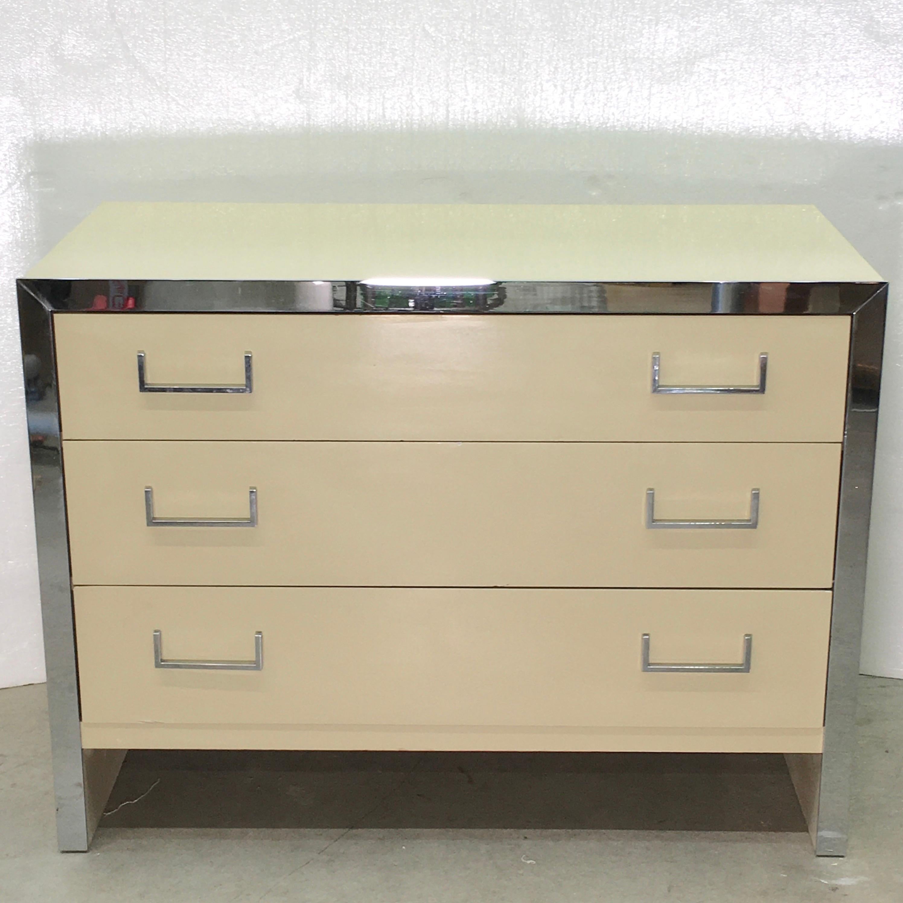 Mid-Century Modern John Stuart Chrome and Lacquered Chest of Drawers For Sale