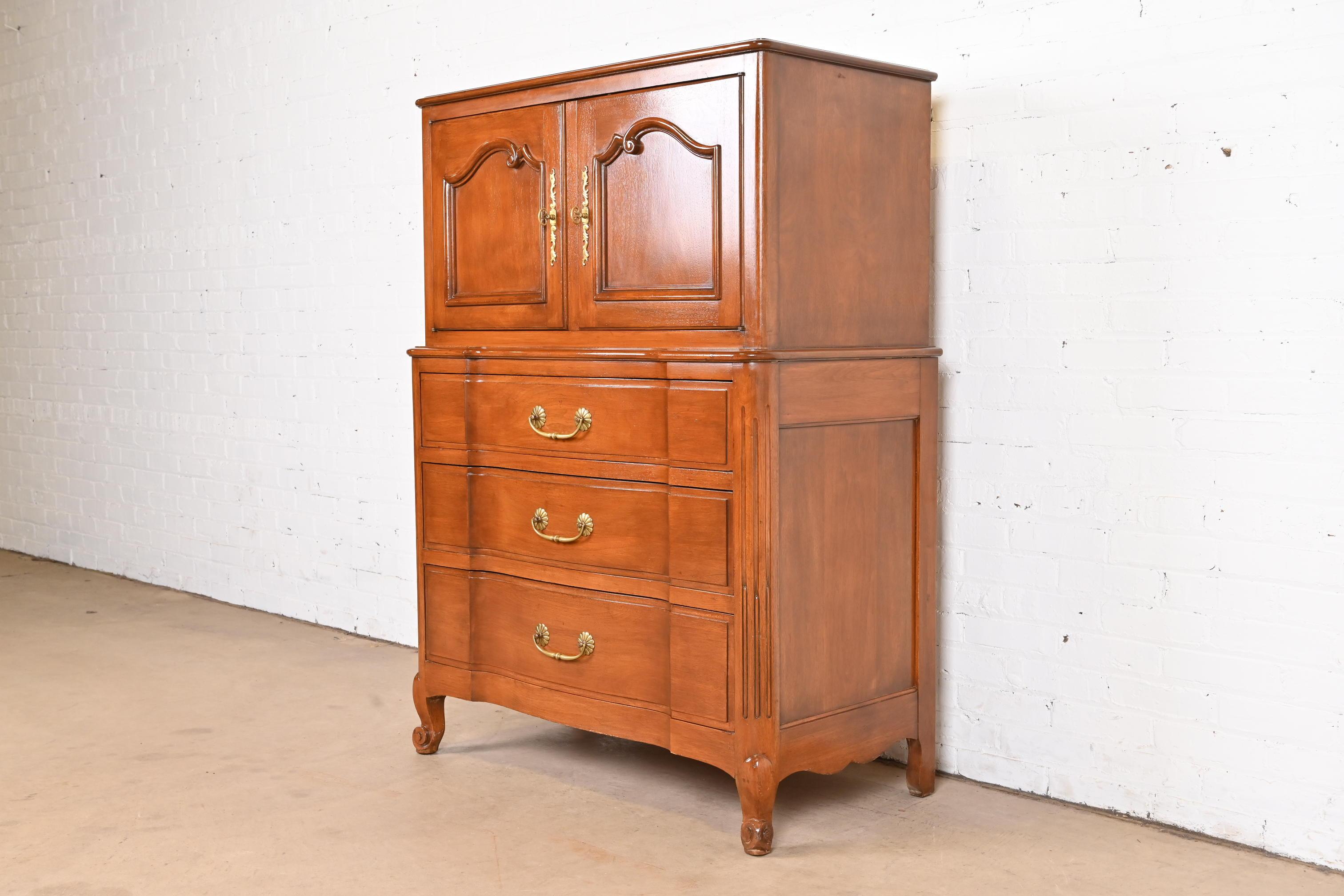 John Stuart French Provincial Louis XV Carved Cherry Wood Highboy Dresser In Good Condition For Sale In South Bend, IN